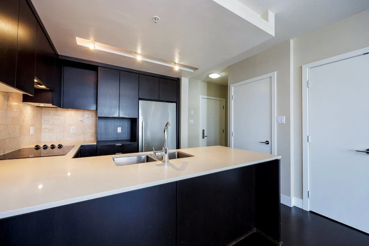 1208 1320 Chesterfield Avenue