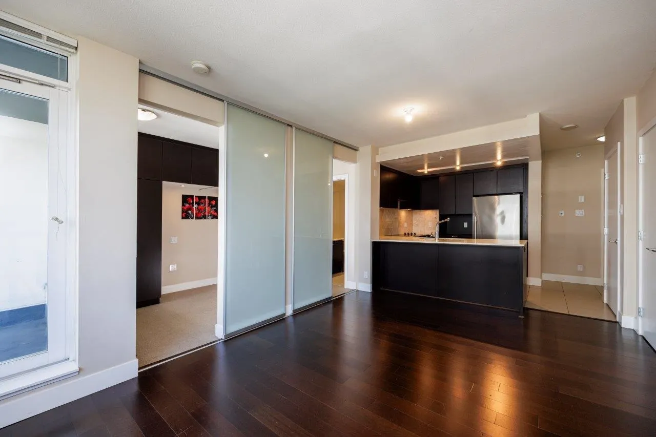 1208 1320 Chesterfield Avenue