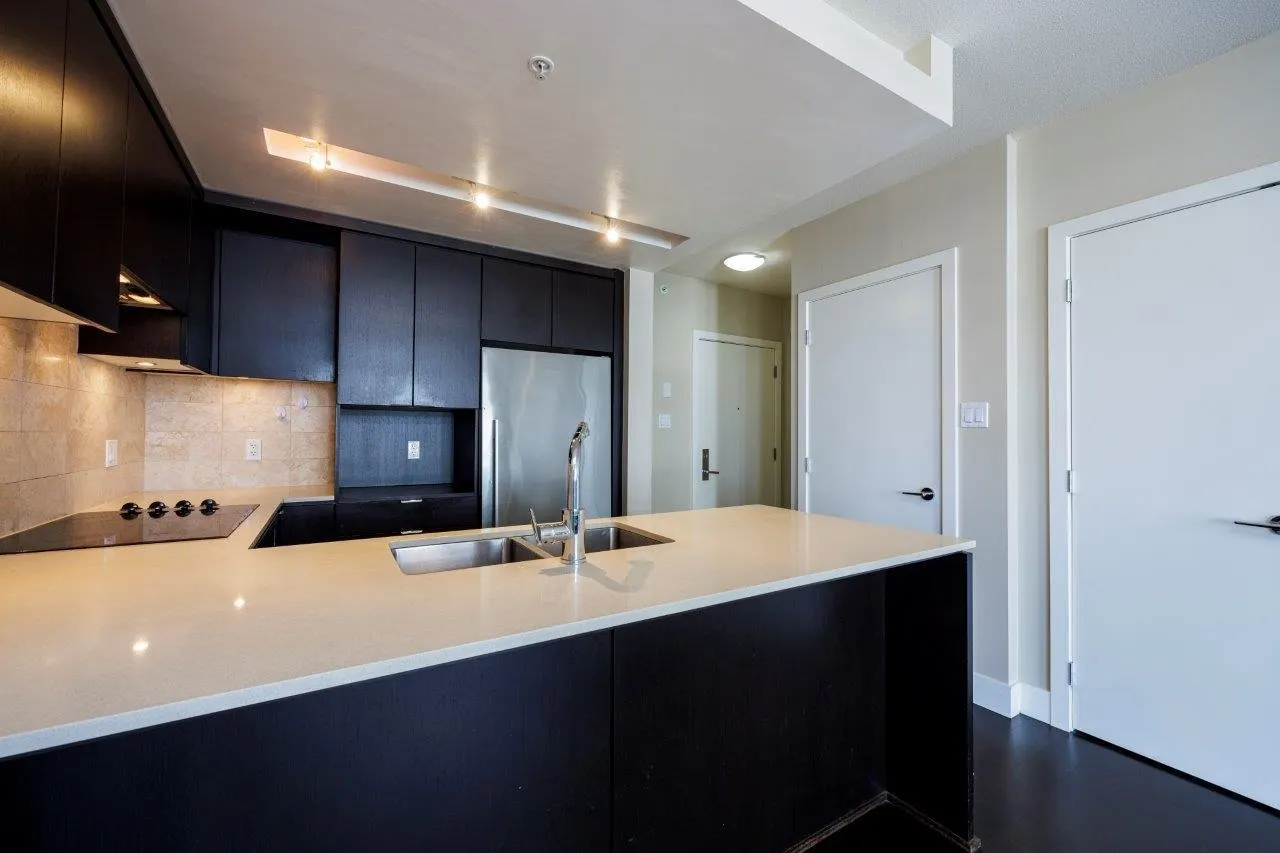 1208 1320 Chesterfield Avenue