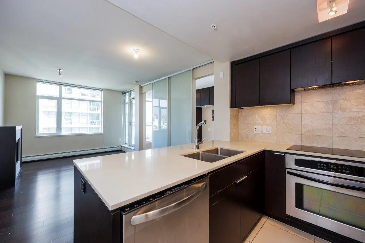 1208 1320 Chesterfield Avenue