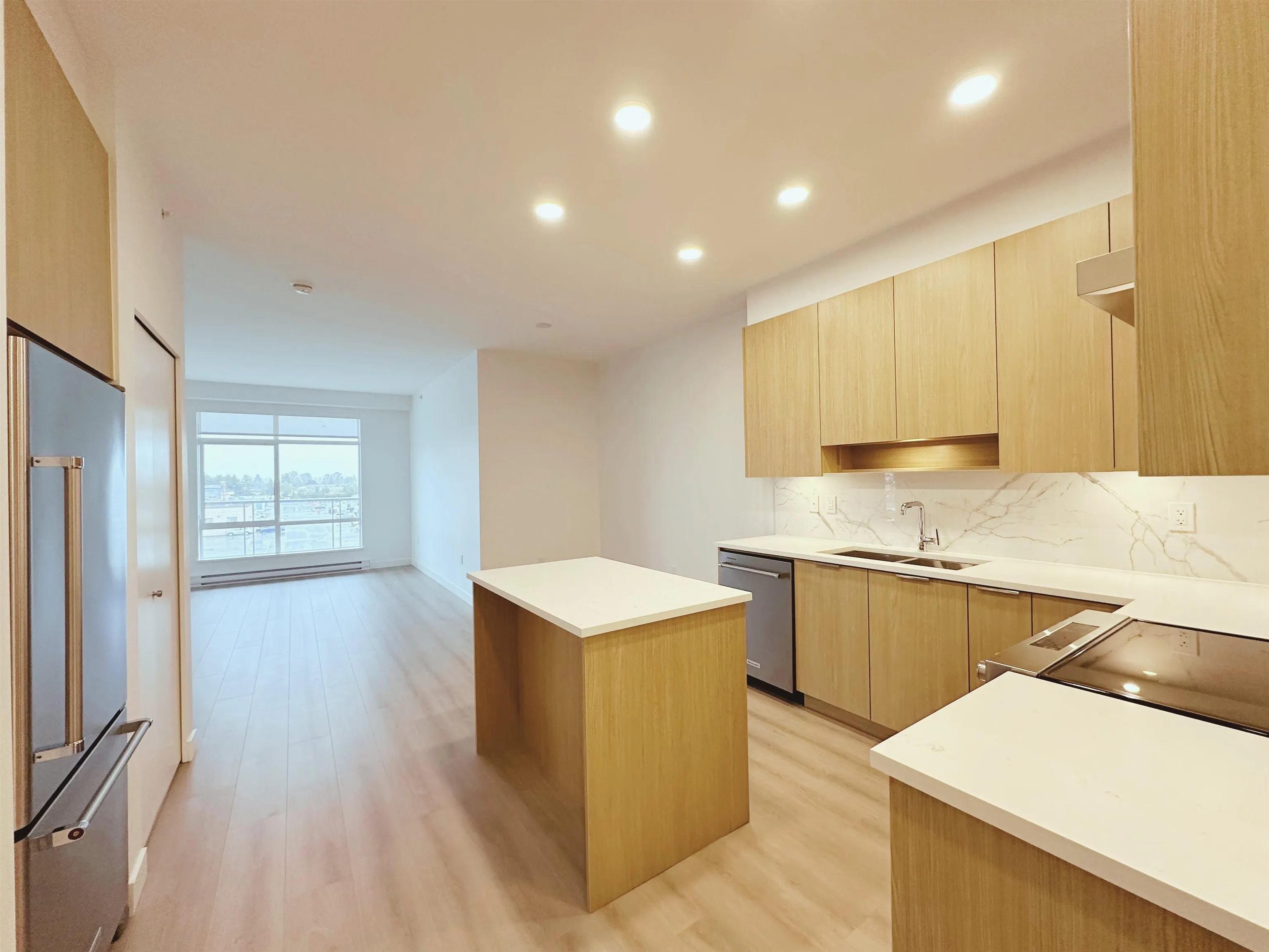 405 7799 17th Street