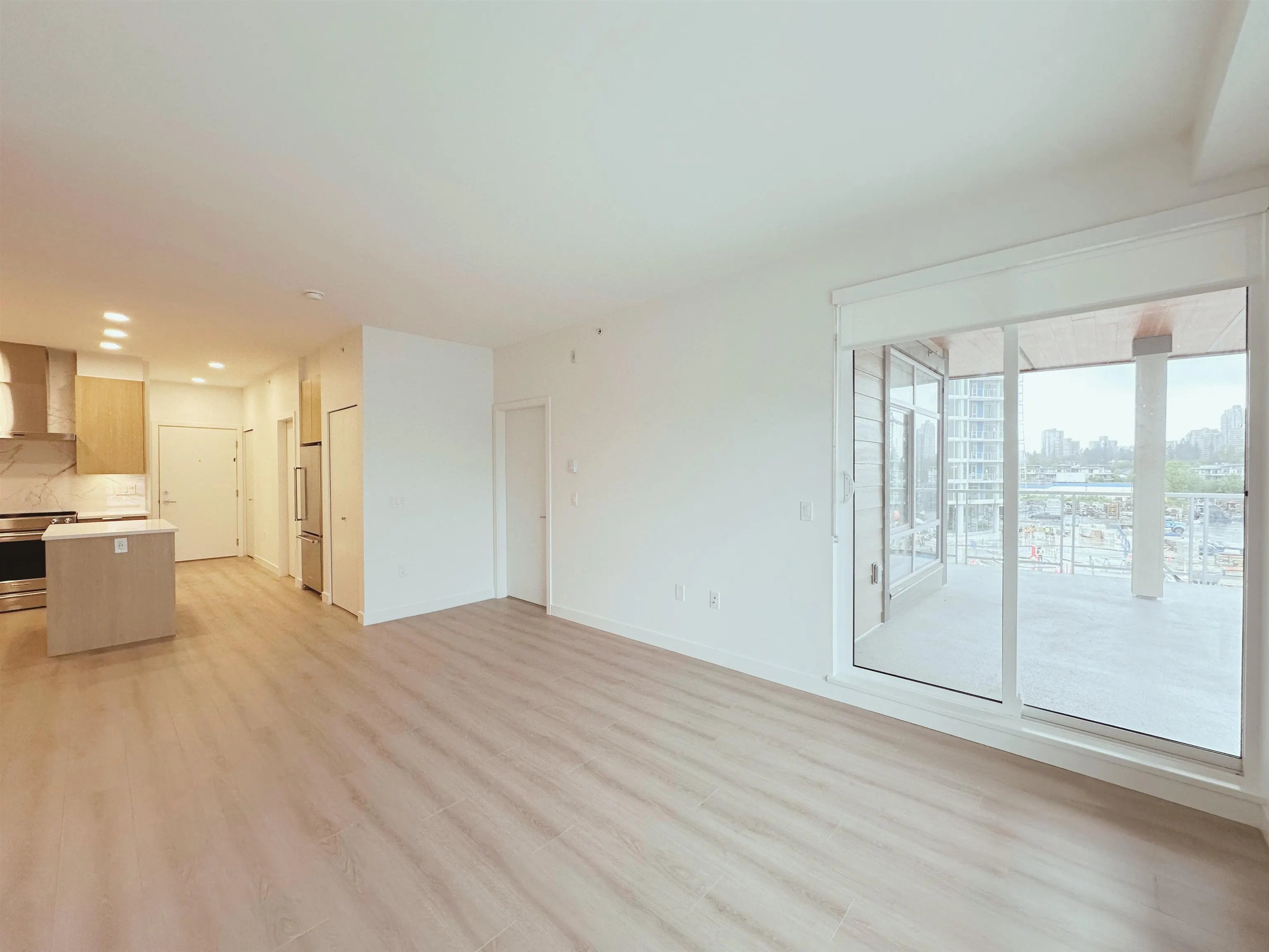 405 7799 17th Street