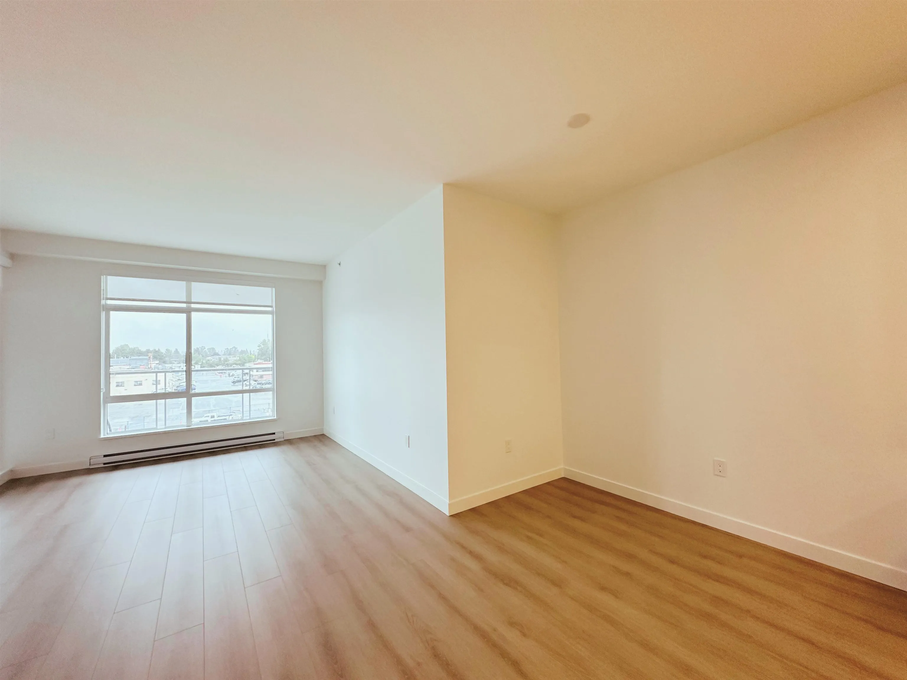 405 7799 17th Street