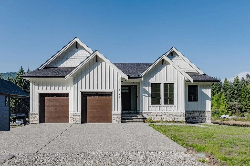 1203 Castle Road
