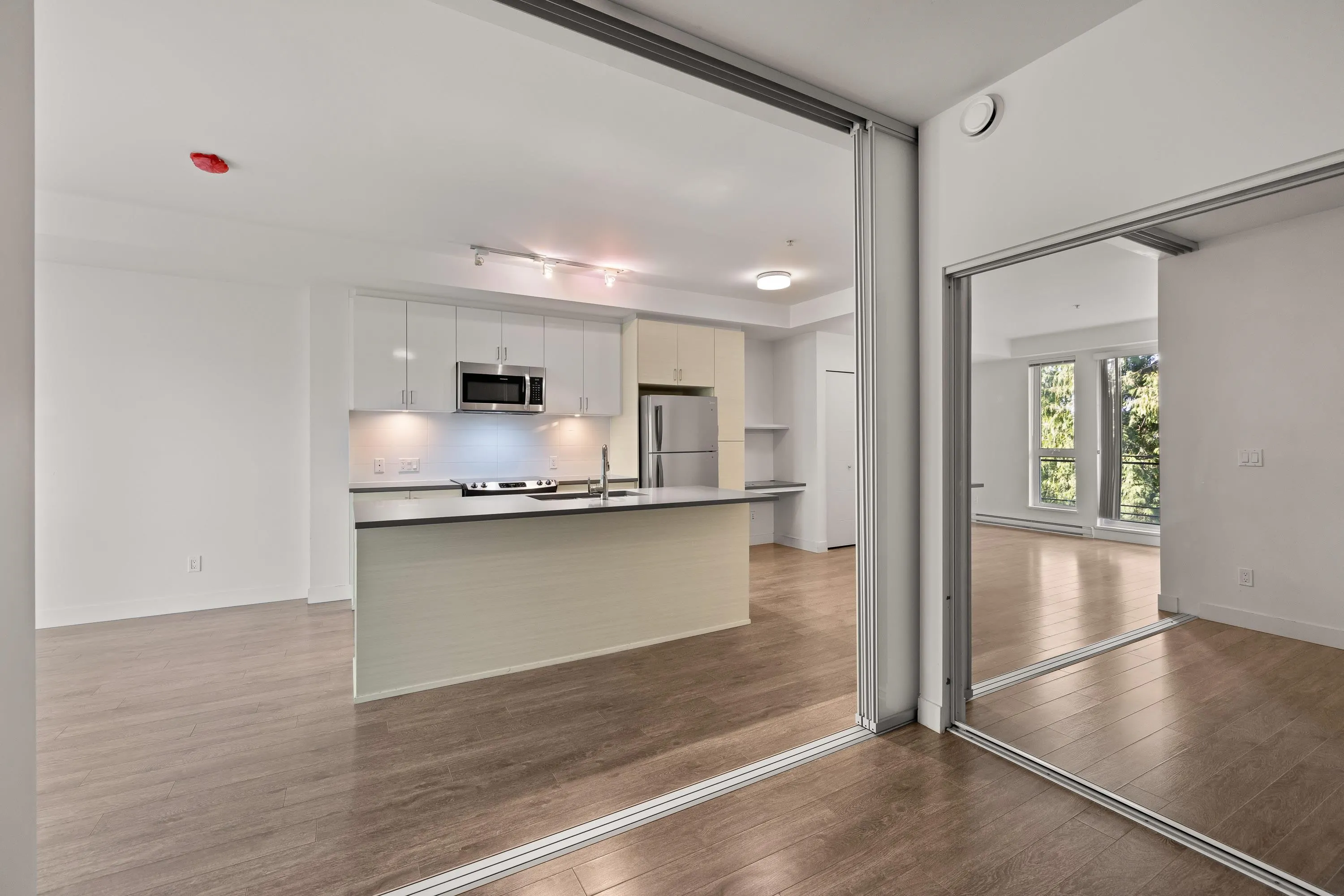 306 13919 Fraser Highway