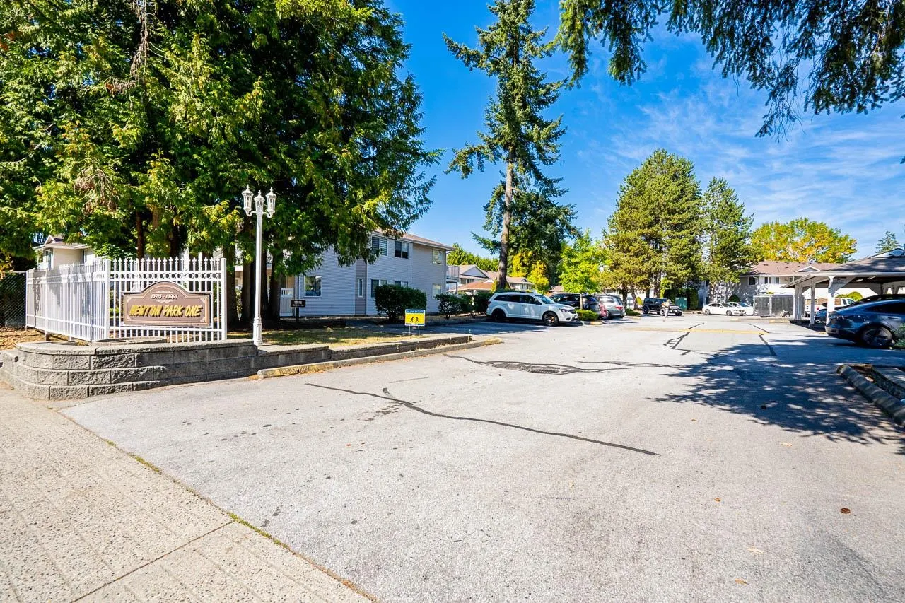 104 13915 72 Avenue