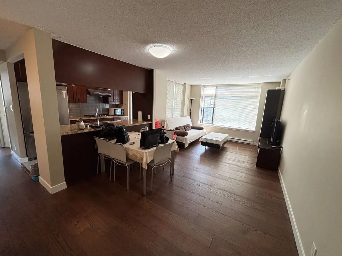 1503 6351 Buswell Street