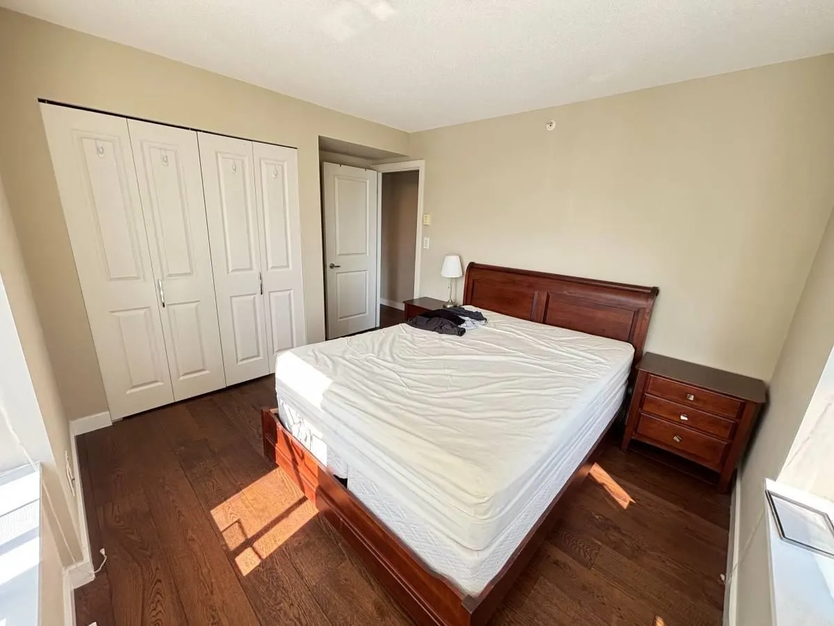 1503 6351 Buswell Street