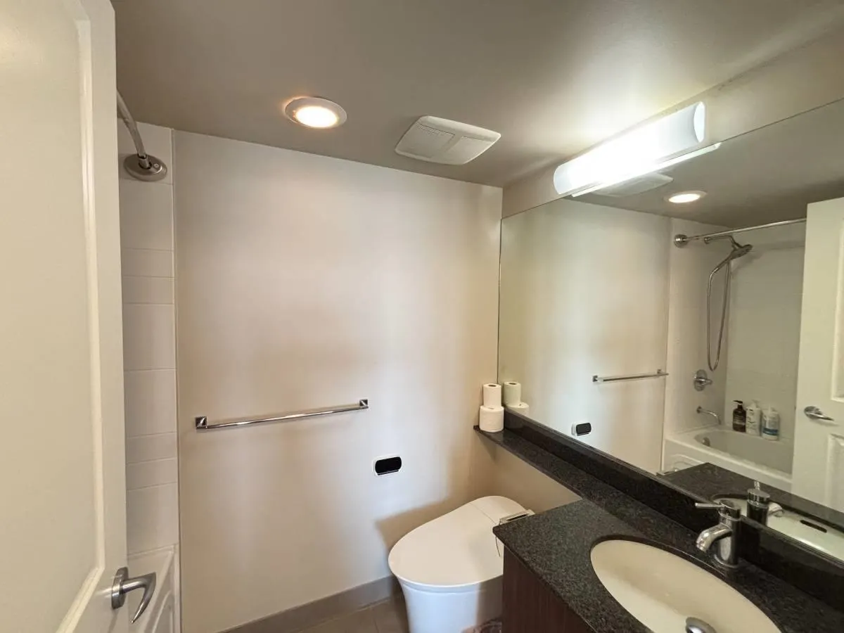 1503 6351 Buswell Street
