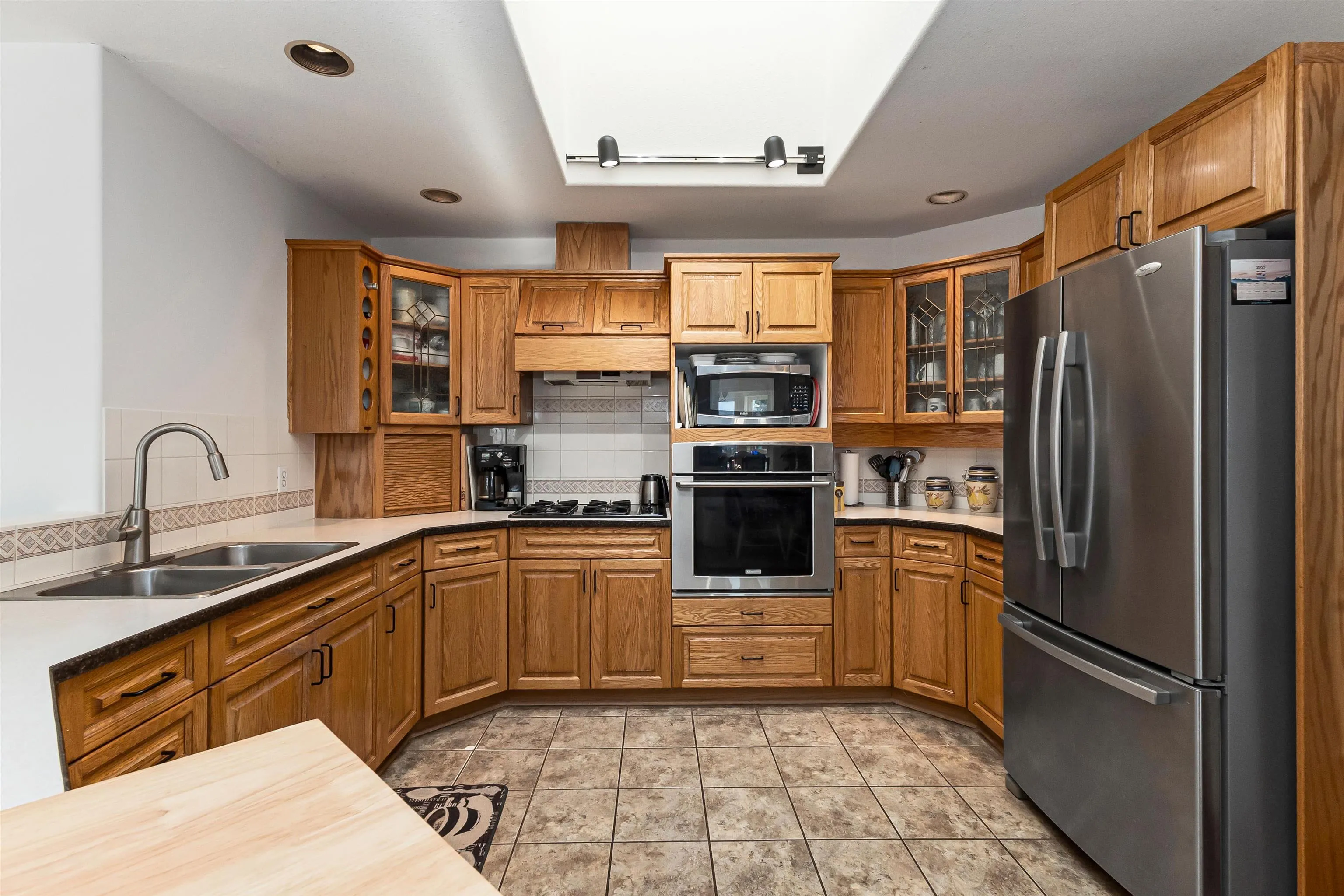 47360 Mountain Park Drive