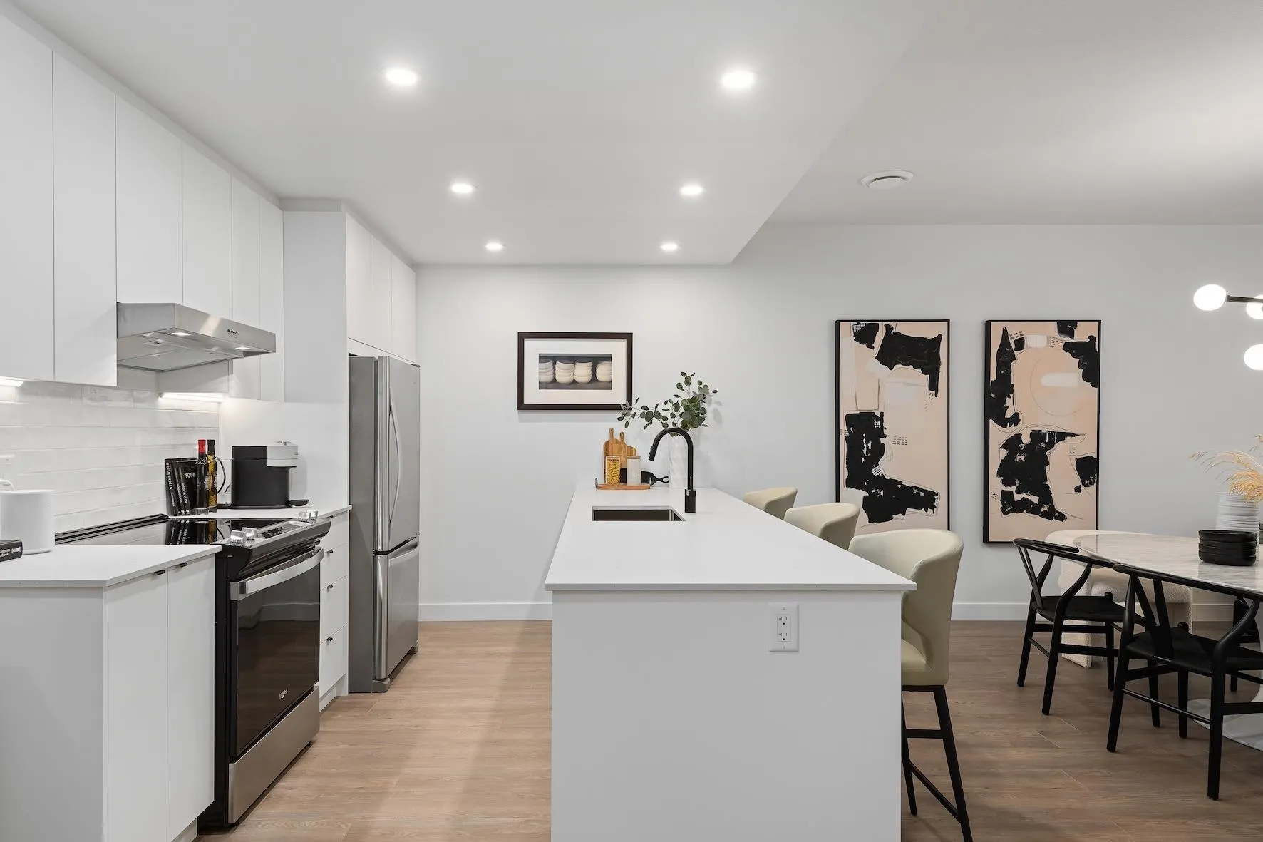 207 32831 Ventura Avenue