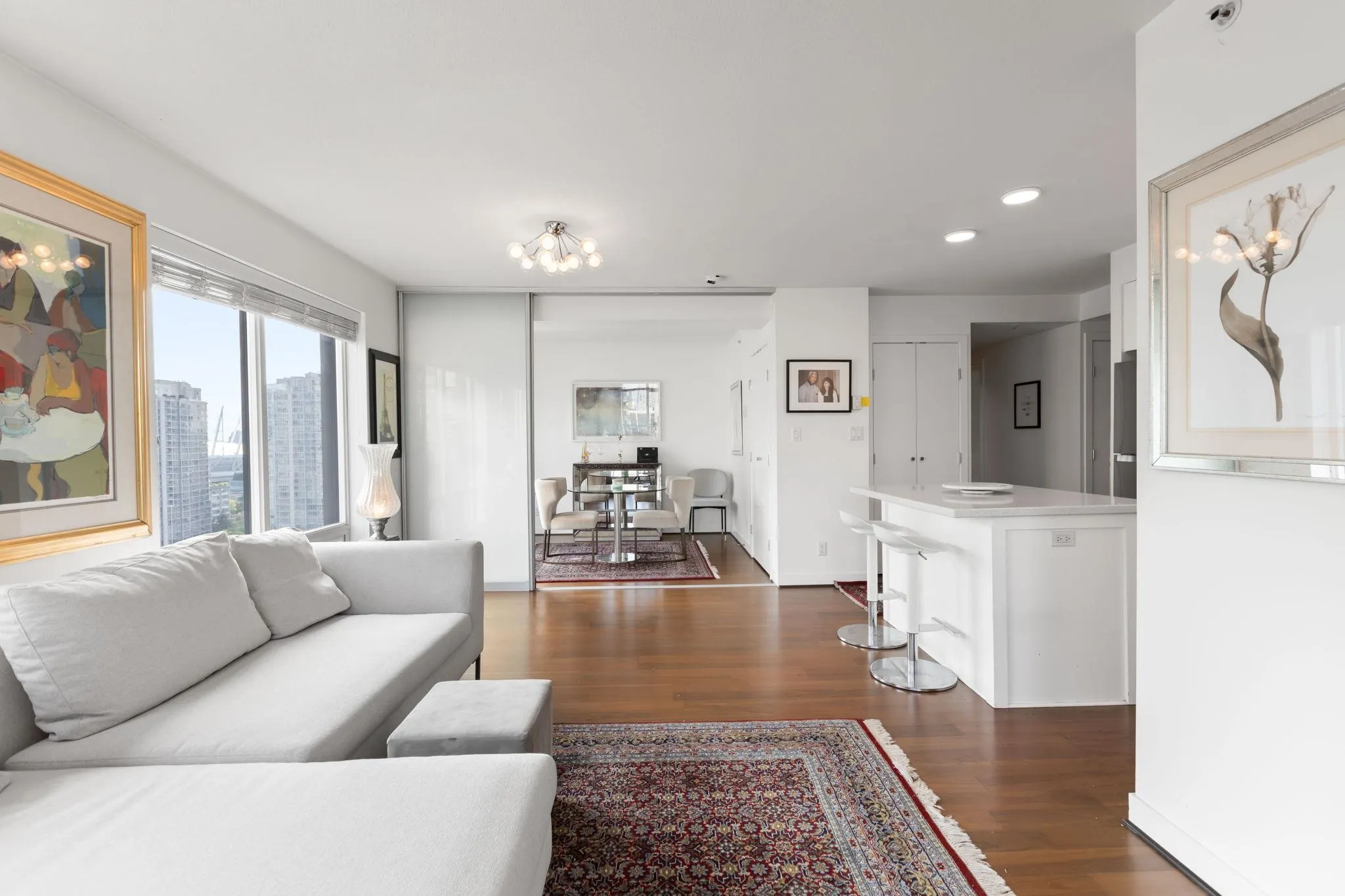 1805 1055 Homer Street