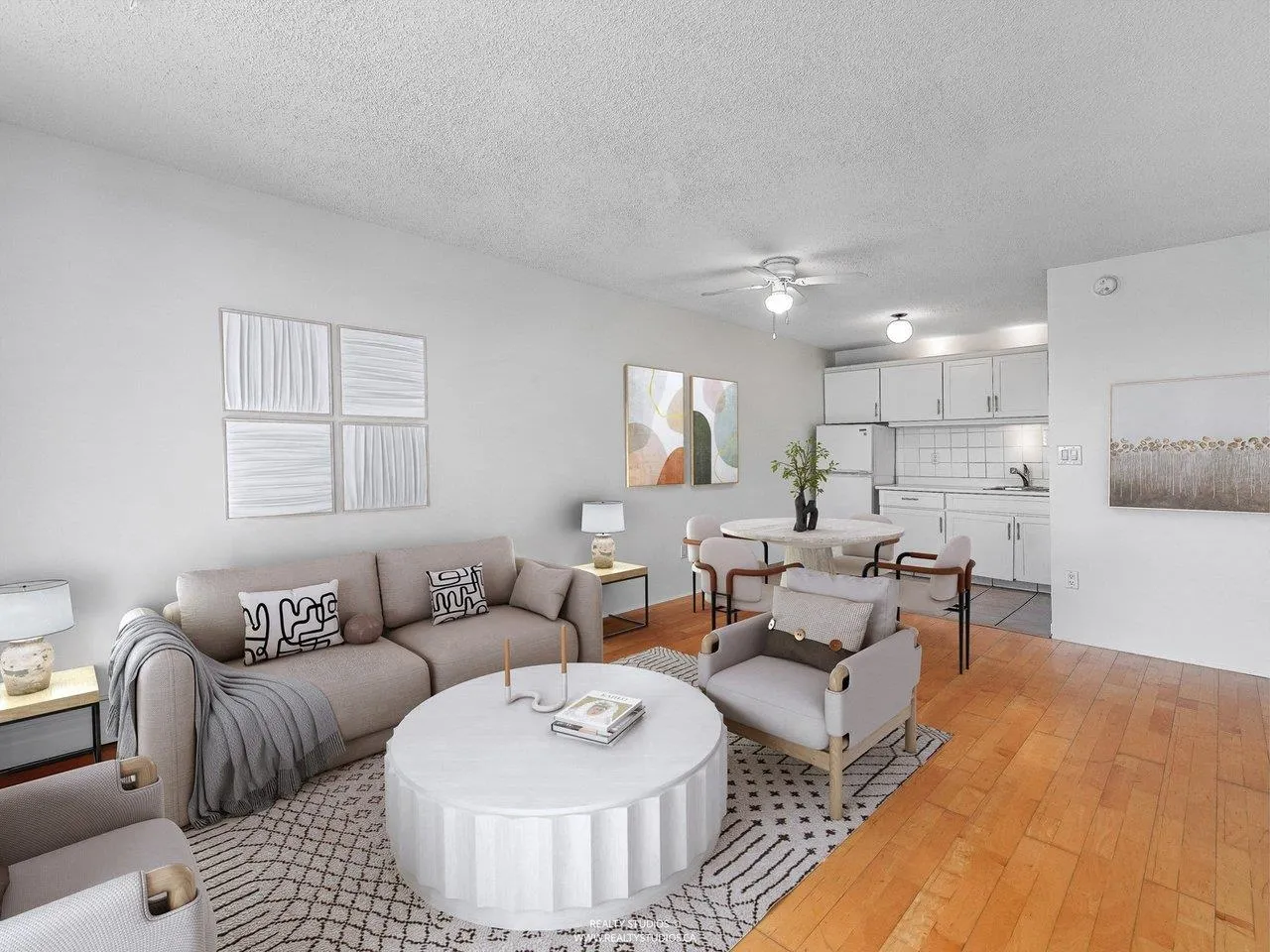 1605 145 St. Georges Avenue