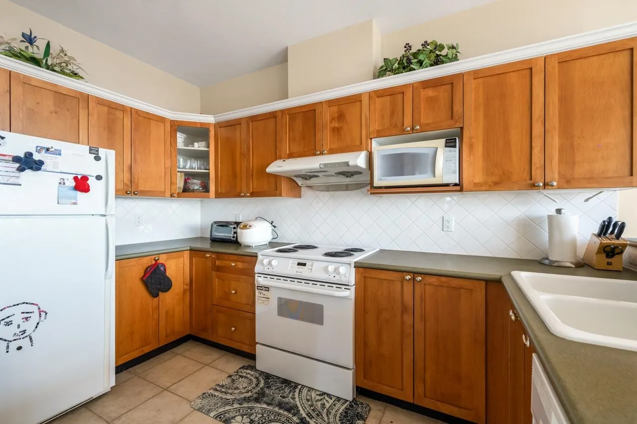 2305 6837 Station Hill Drive