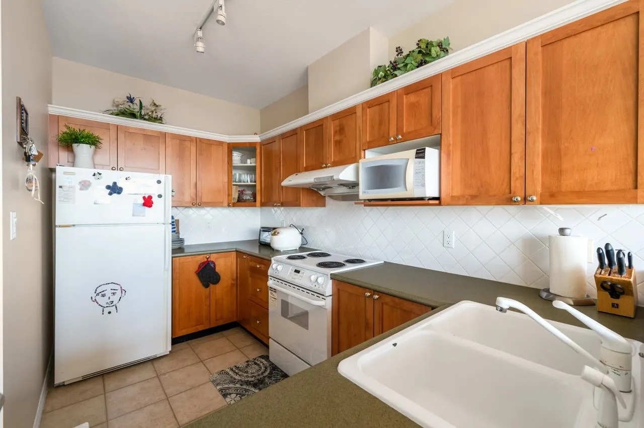 2305 6837 Station Hill Drive