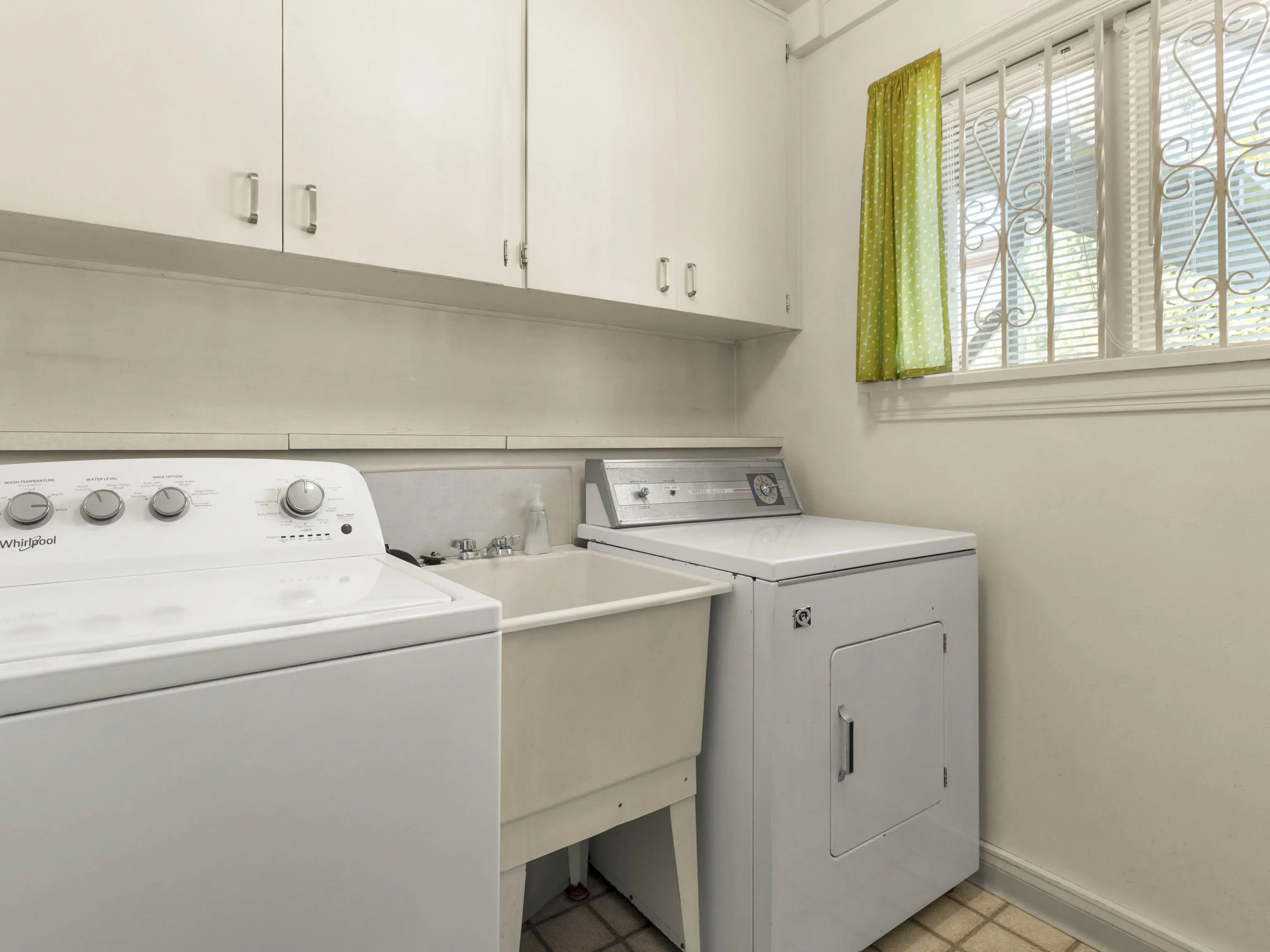 2015 W 13th Avenue