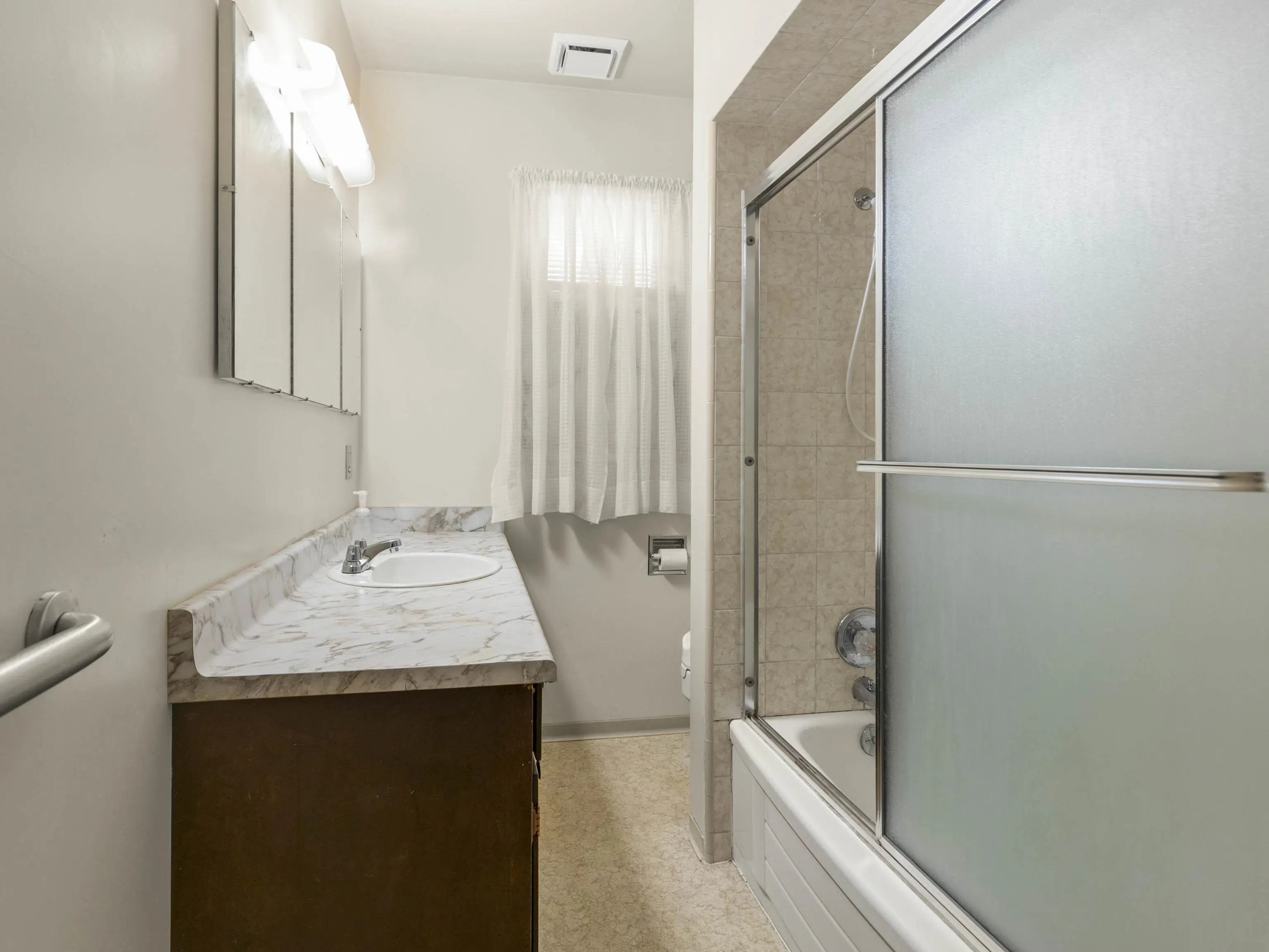 2015 W 13th Avenue
