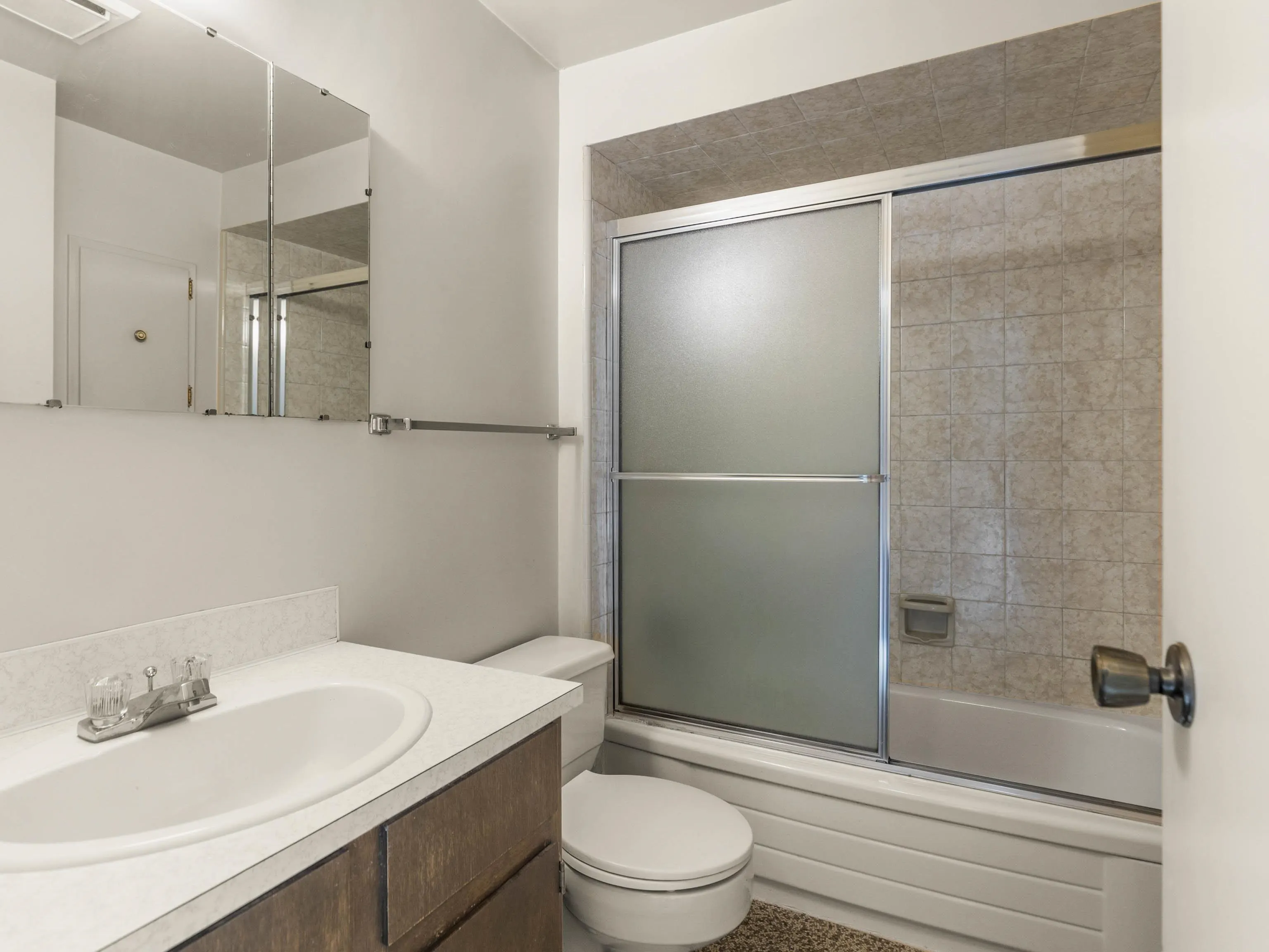 2015 W 13th Avenue