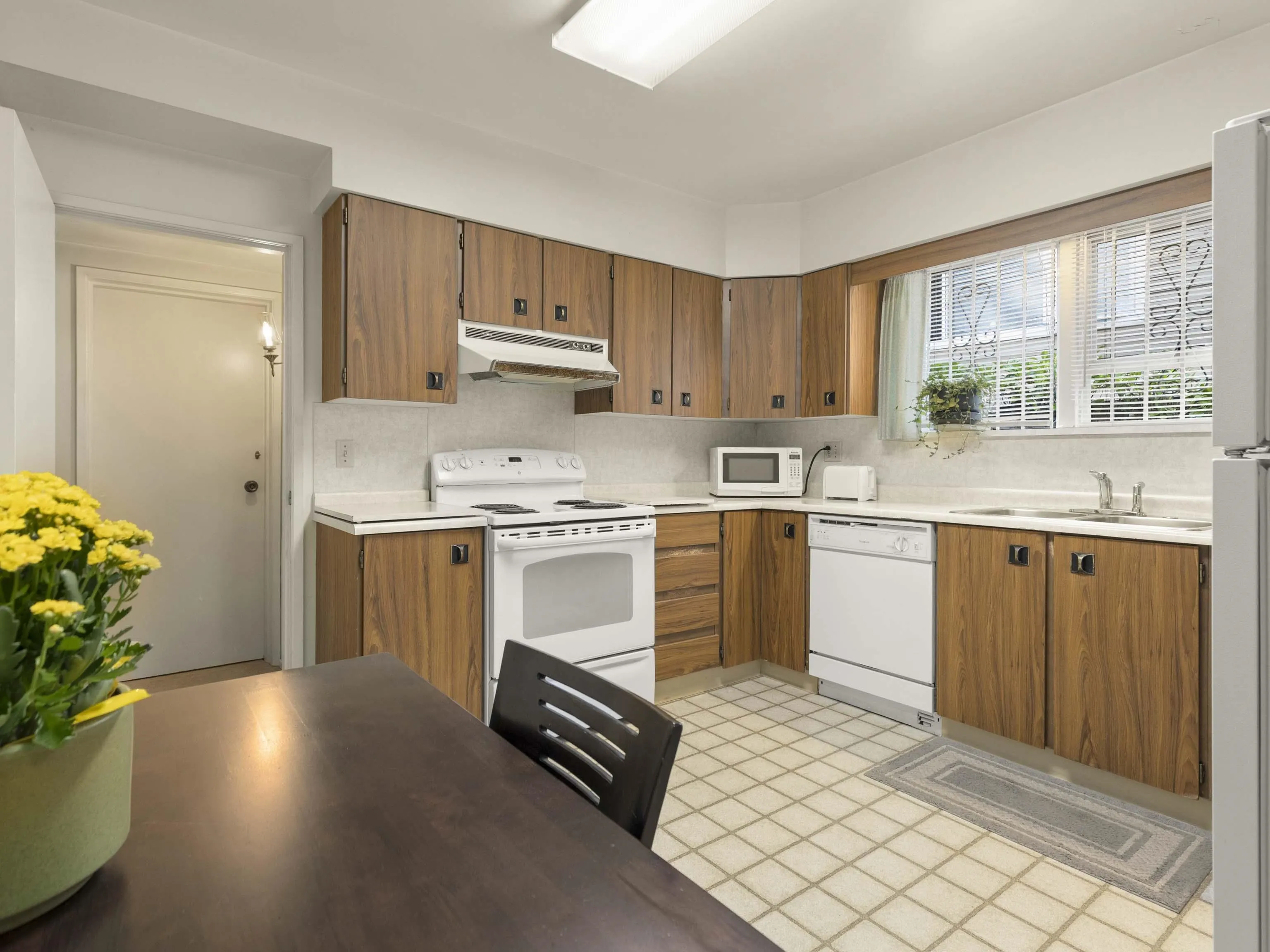 2015 W 13th Avenue
