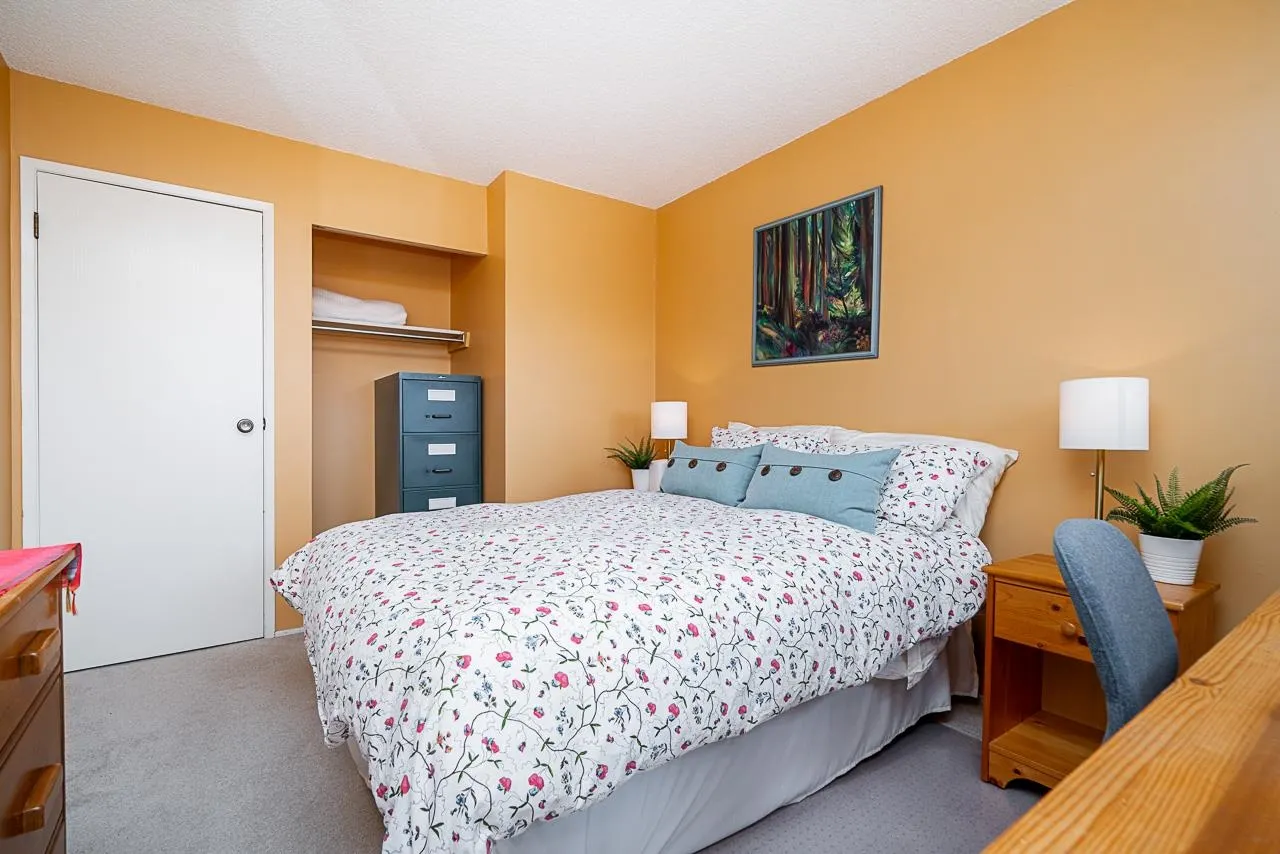 4863 Hickory Court