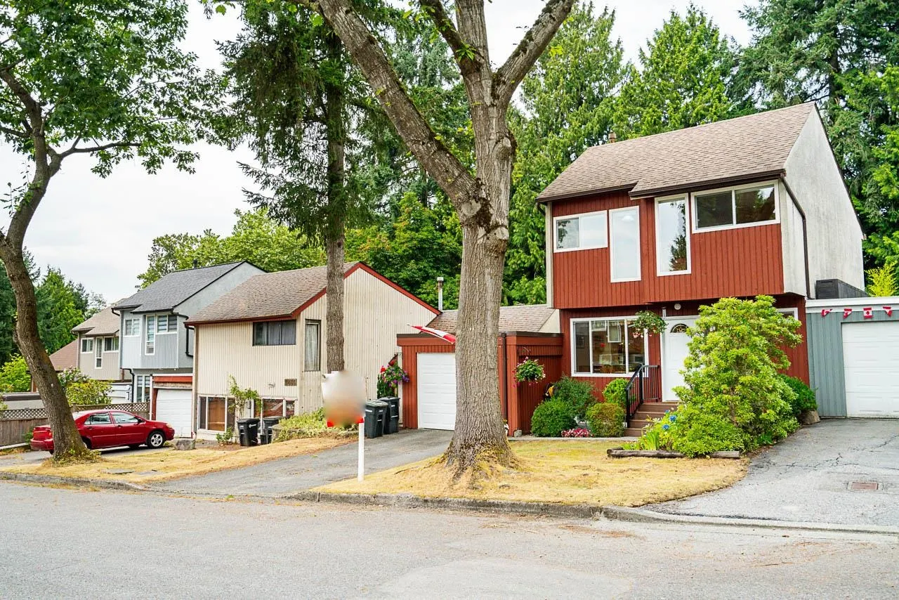 4863 Hickory Court