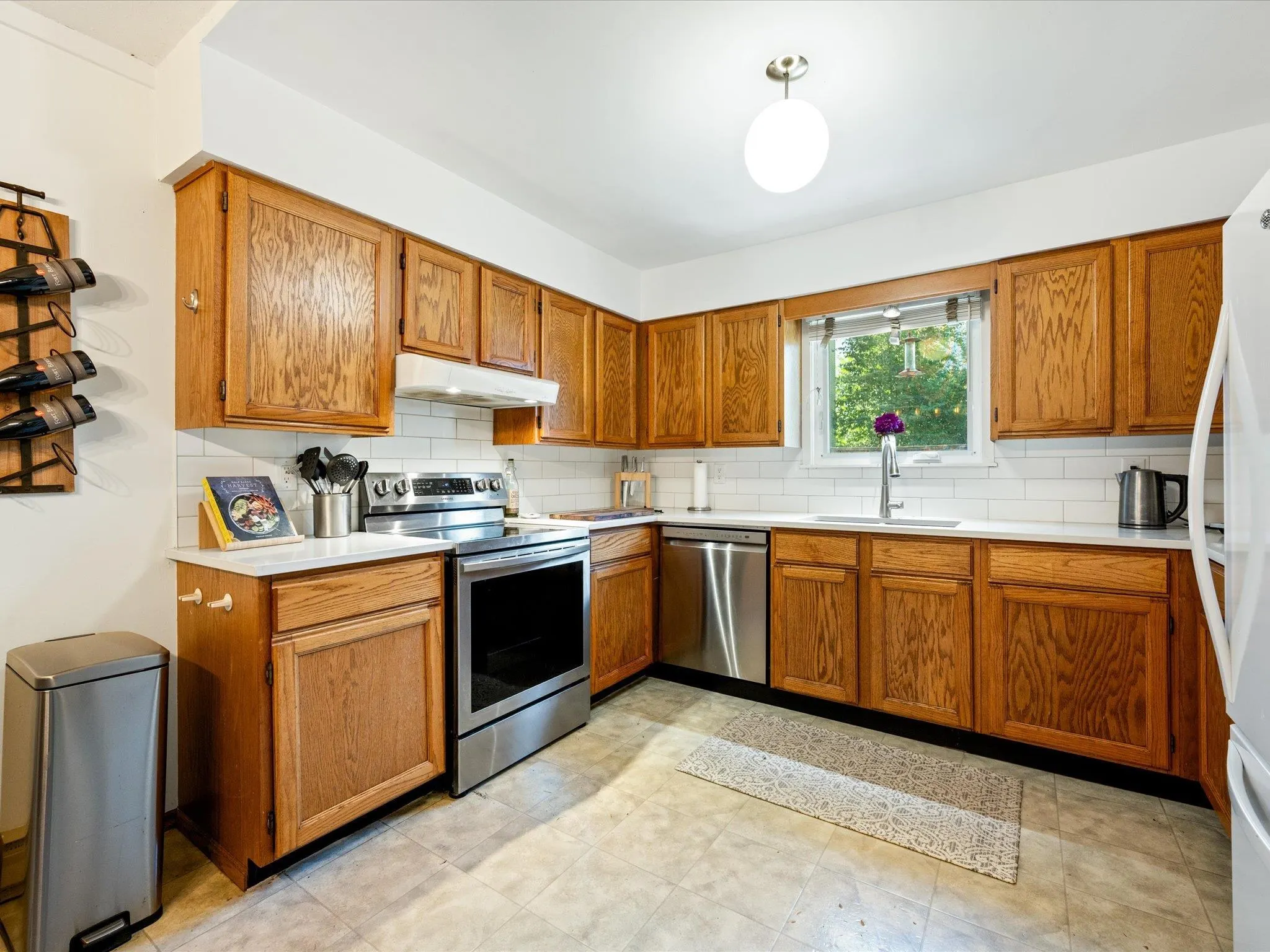18 39752 Government Road