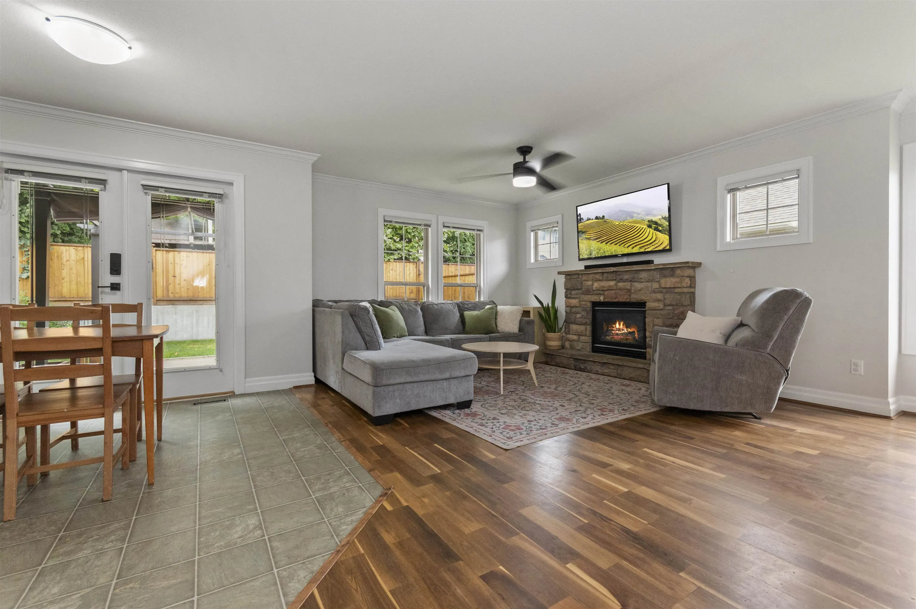 30 6449 Blackwood Lane