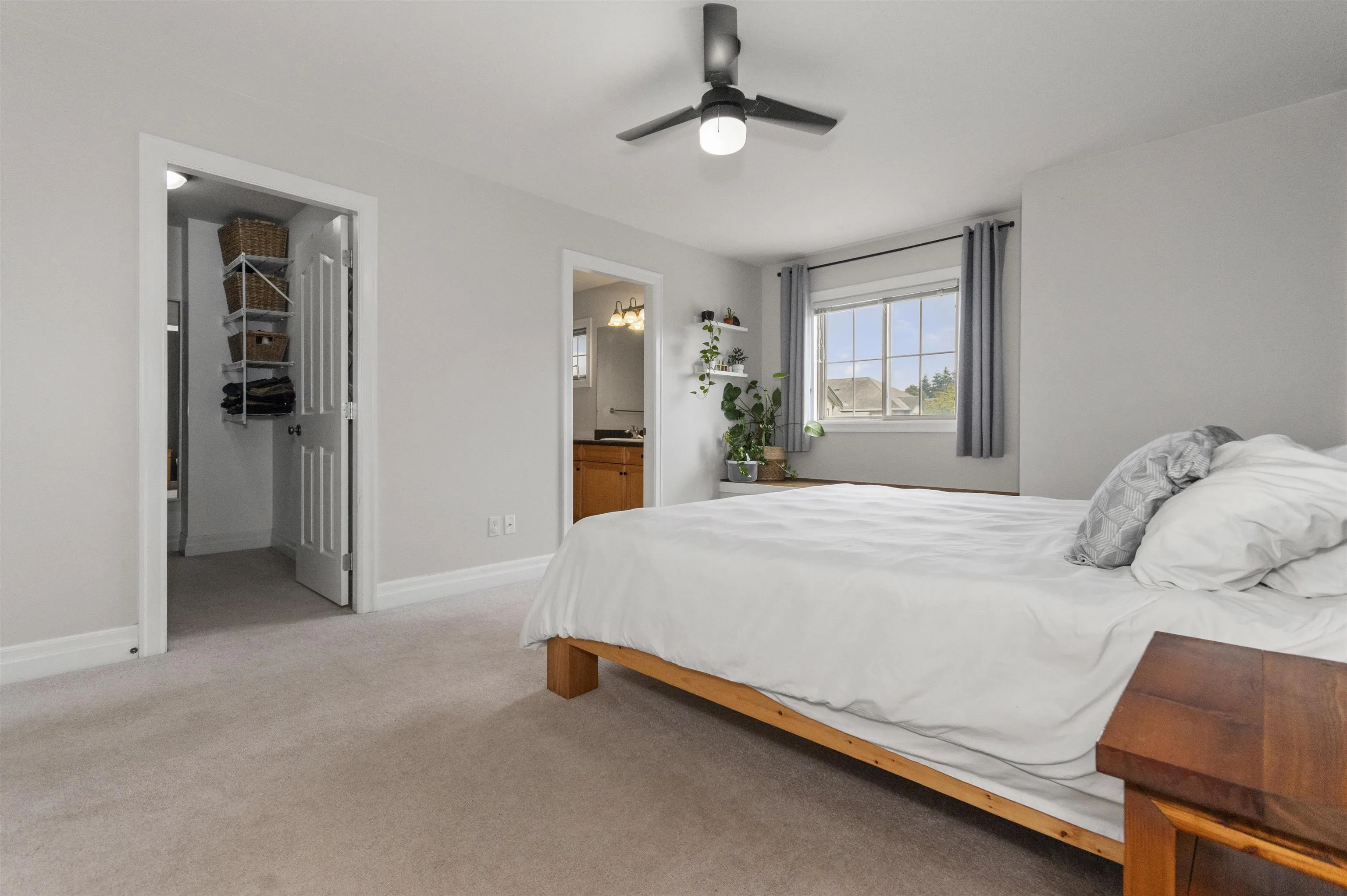 30 6449 Blackwood Lane