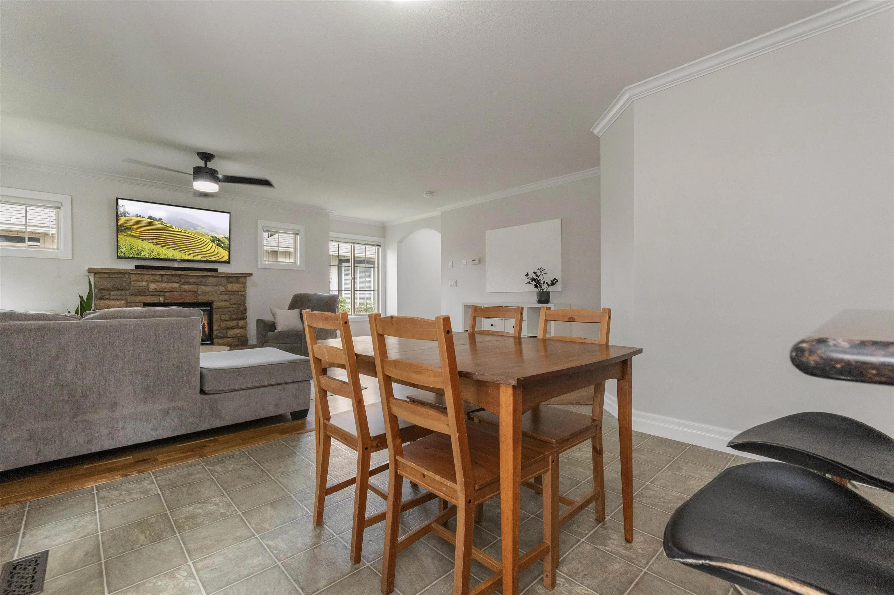30 6449 Blackwood Lane