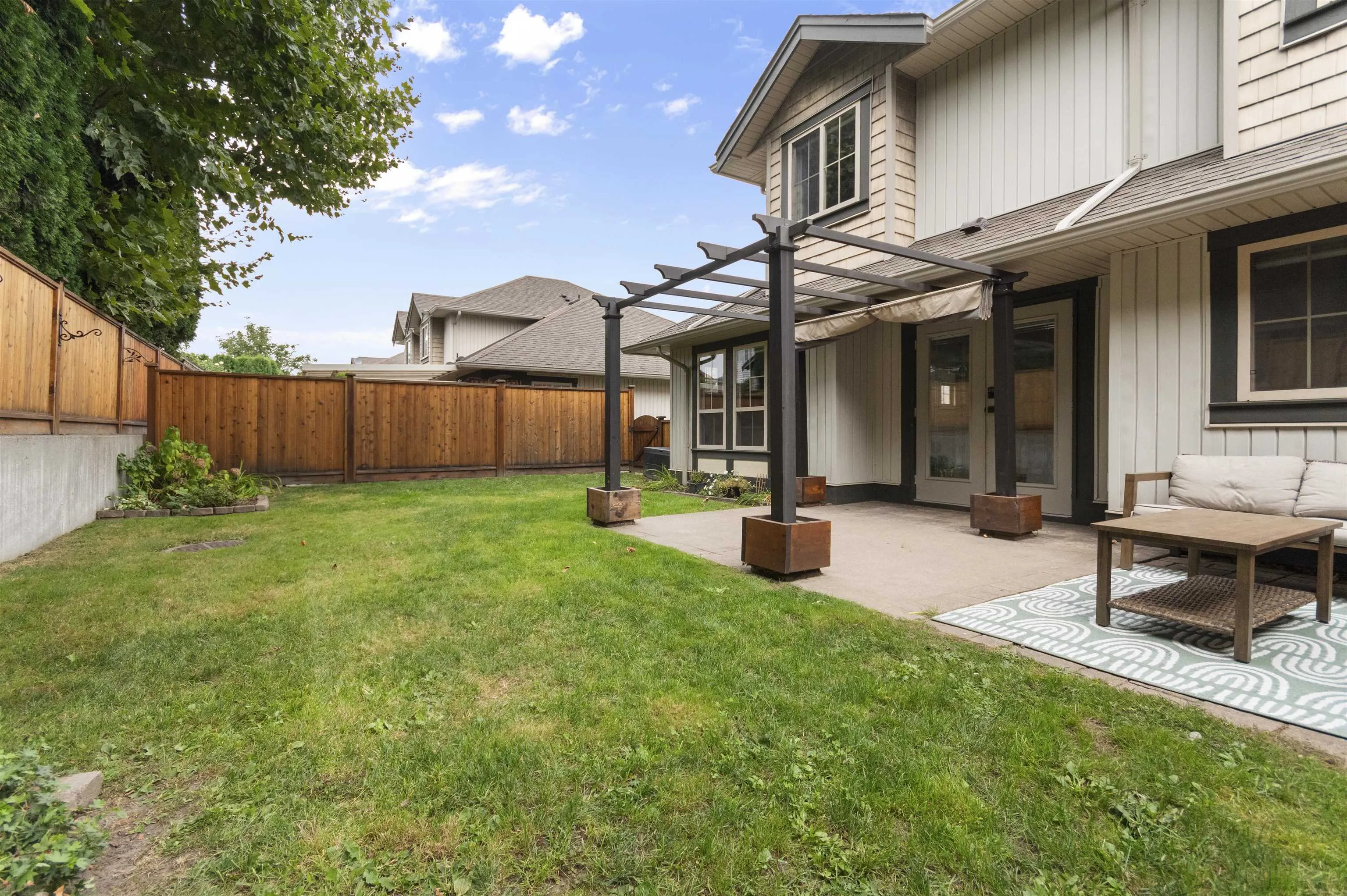 30 6449 Blackwood Lane