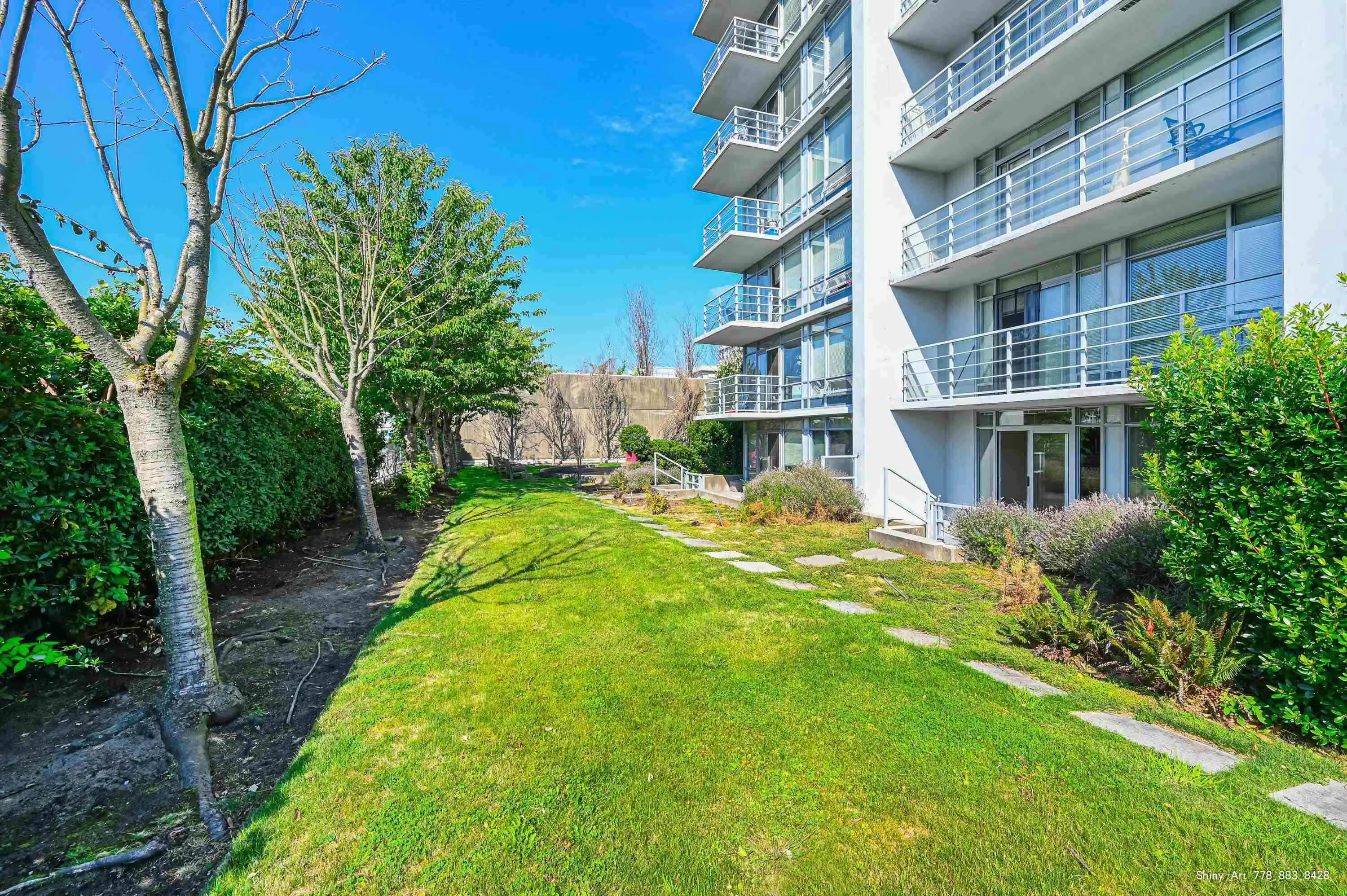 1506 8288 Lansdowne Road