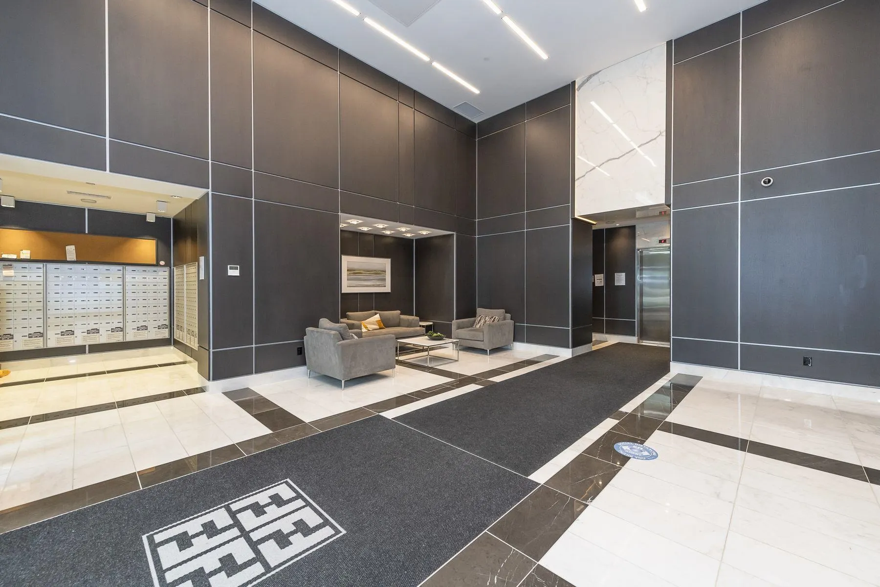 409 2388 Madison Avenue