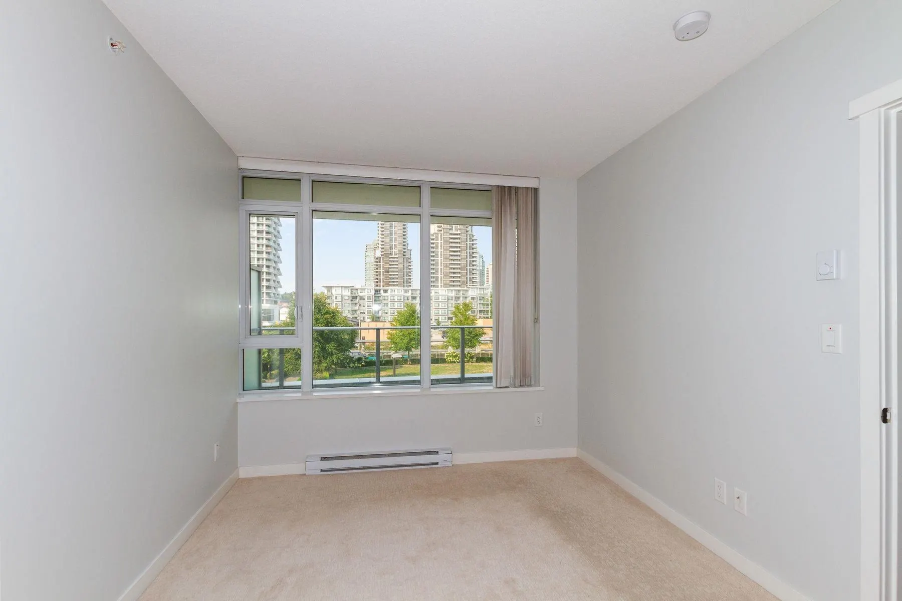 409 2388 Madison Avenue