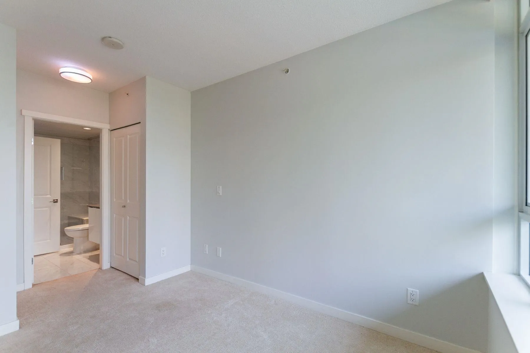 409 2388 Madison Avenue
