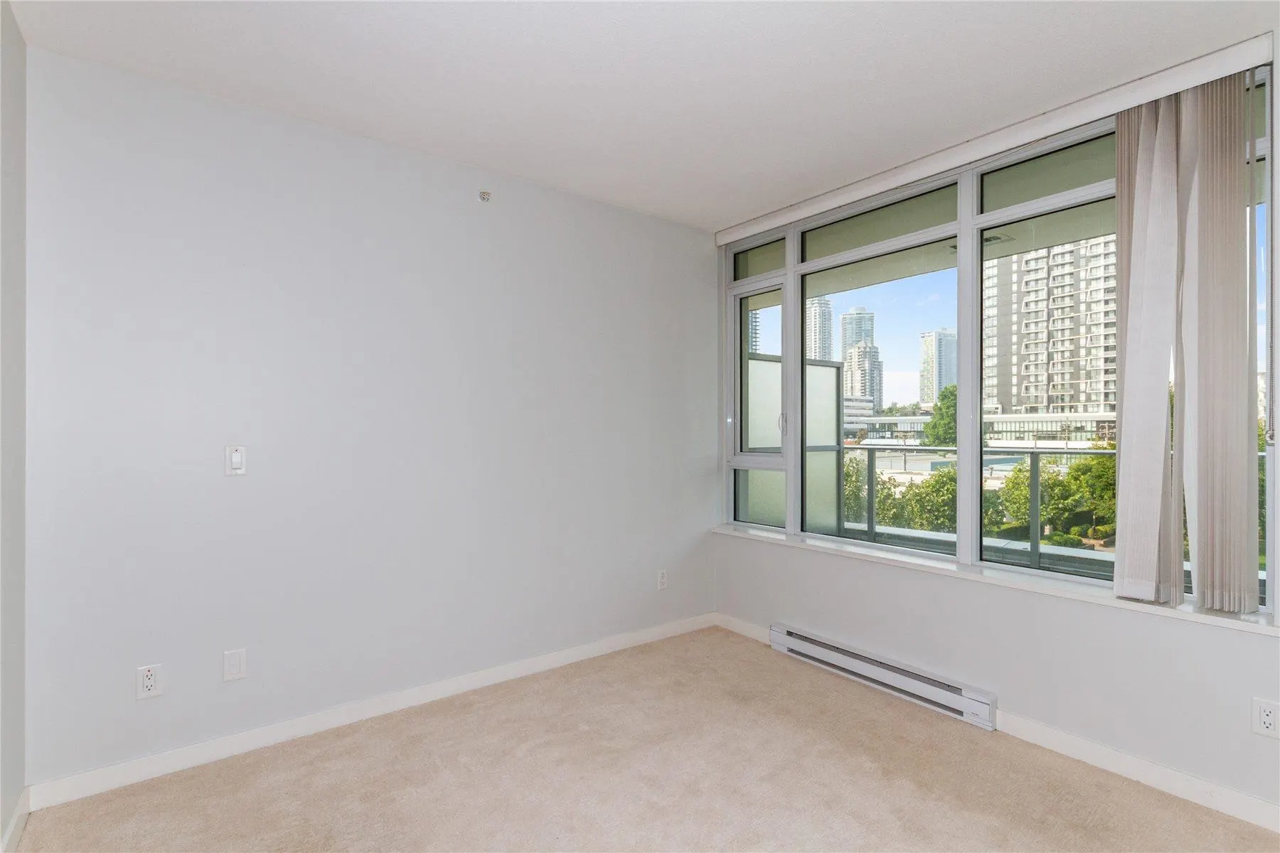 409 2388 Madison Avenue