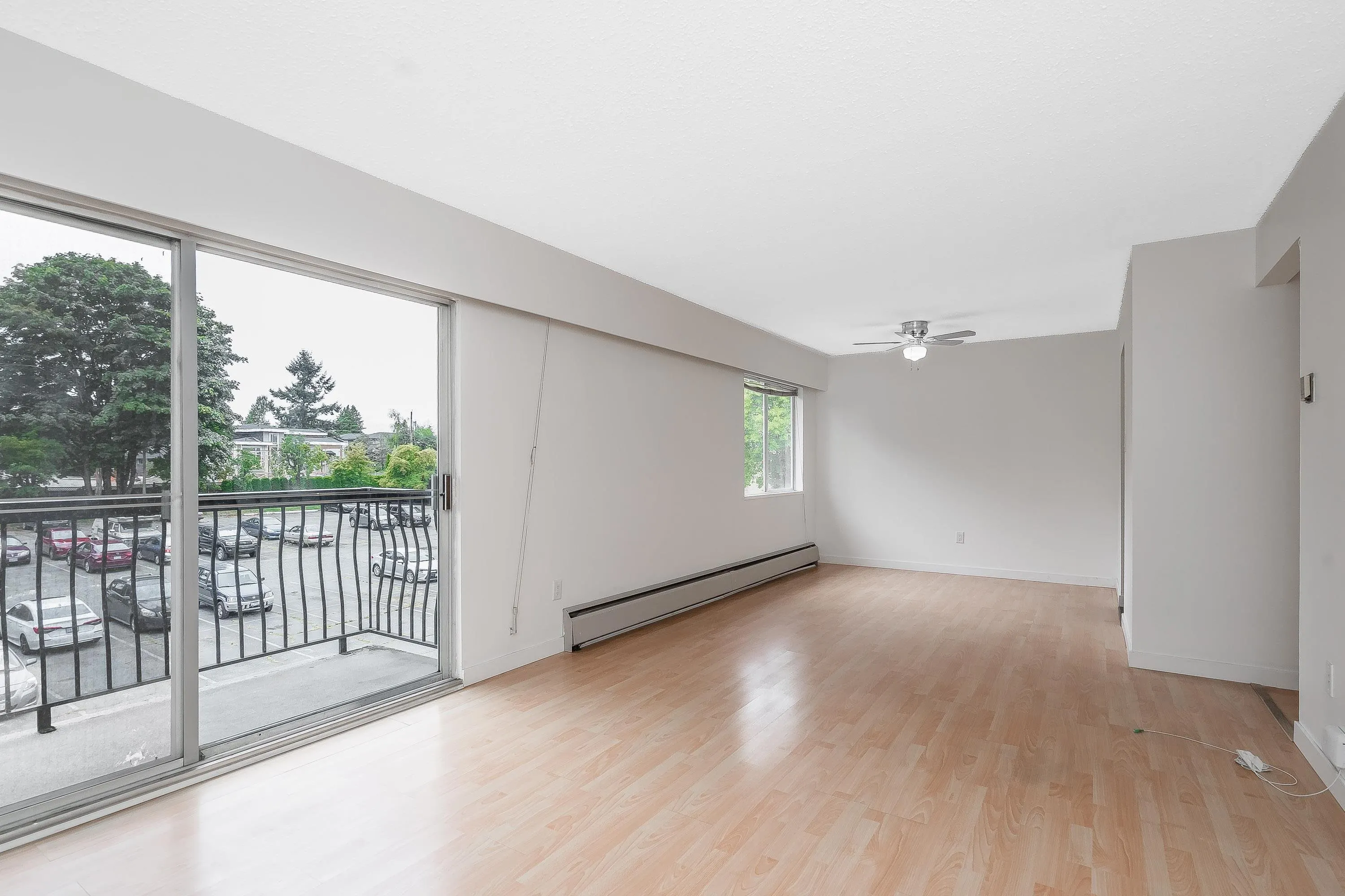 392C 8635 120 Street