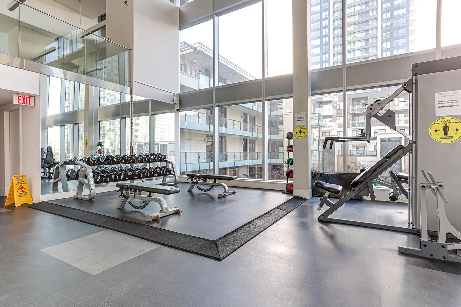 2703 6461 Telford Avenue