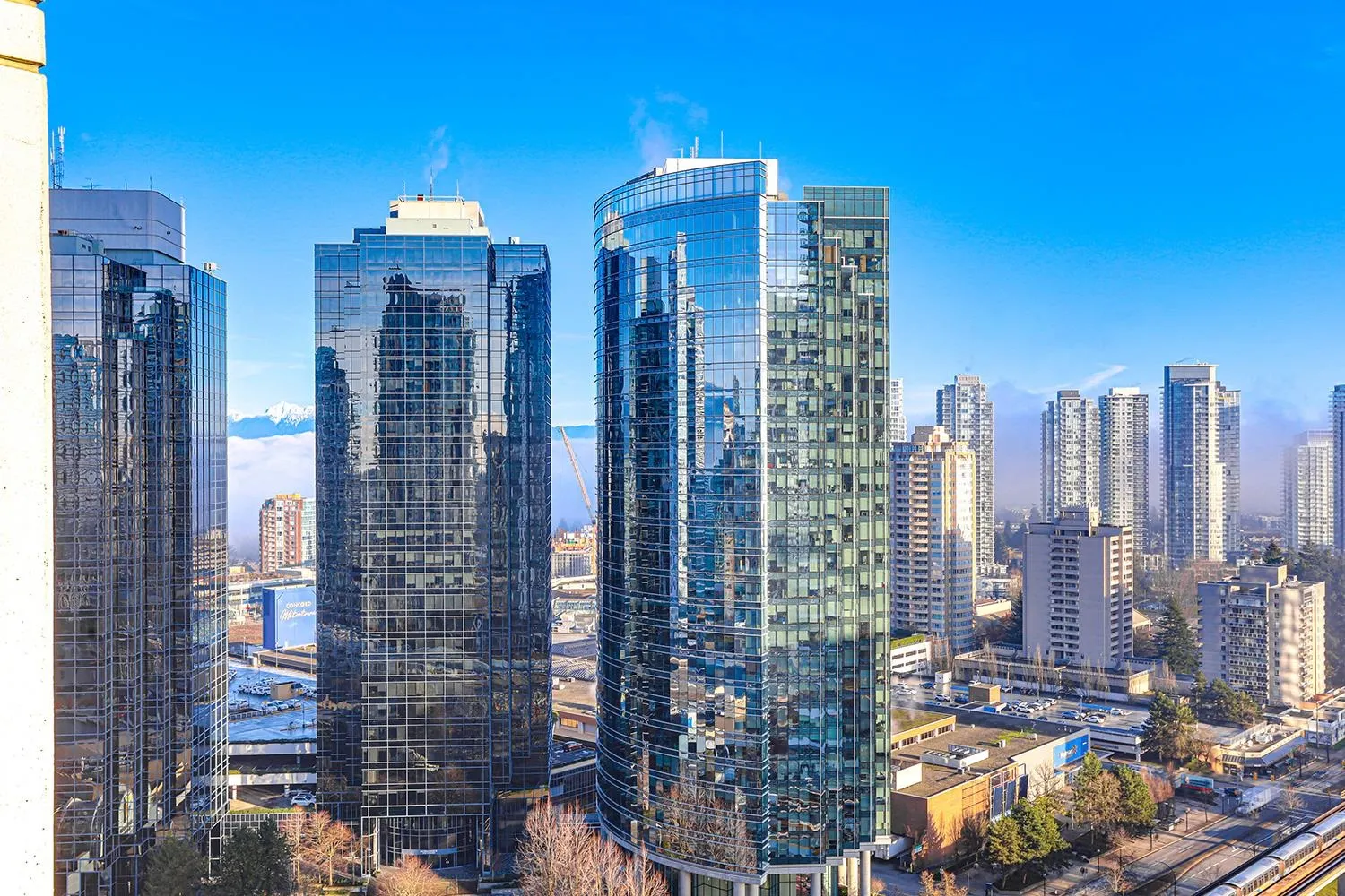 2703 6461 Telford Avenue