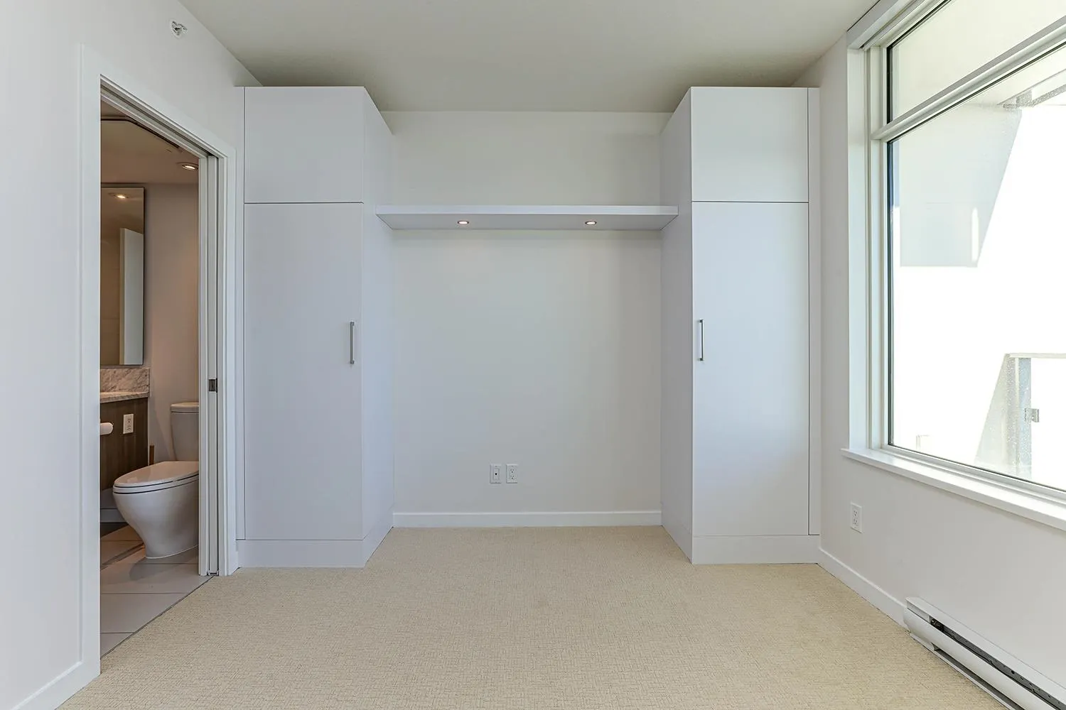 2703 6461 Telford Avenue