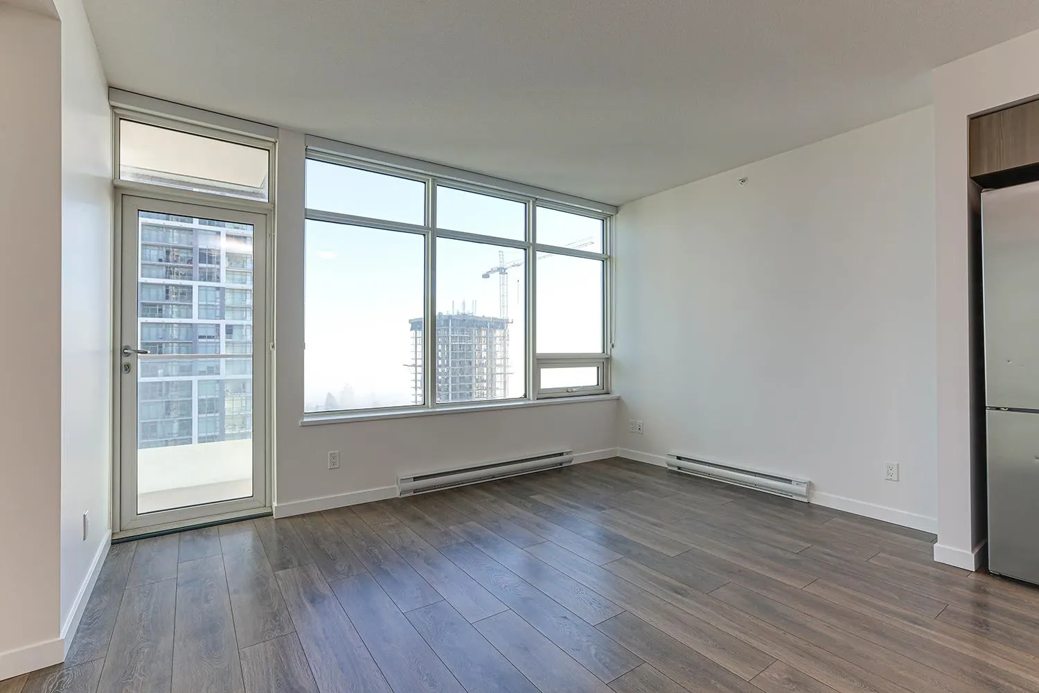 2703 6461 Telford Avenue