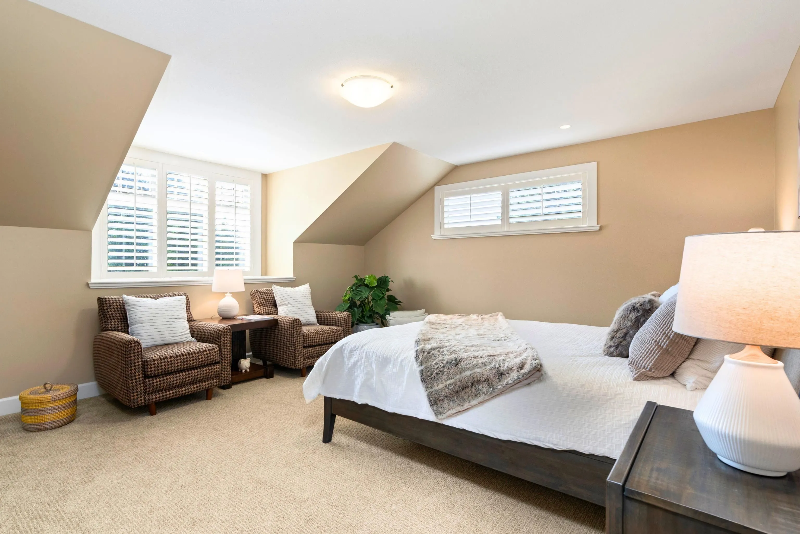 906 Prospect Avenue