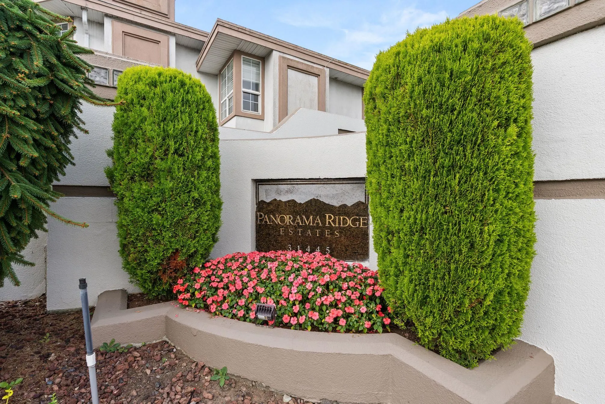 9 31445 Ridgeview Drive