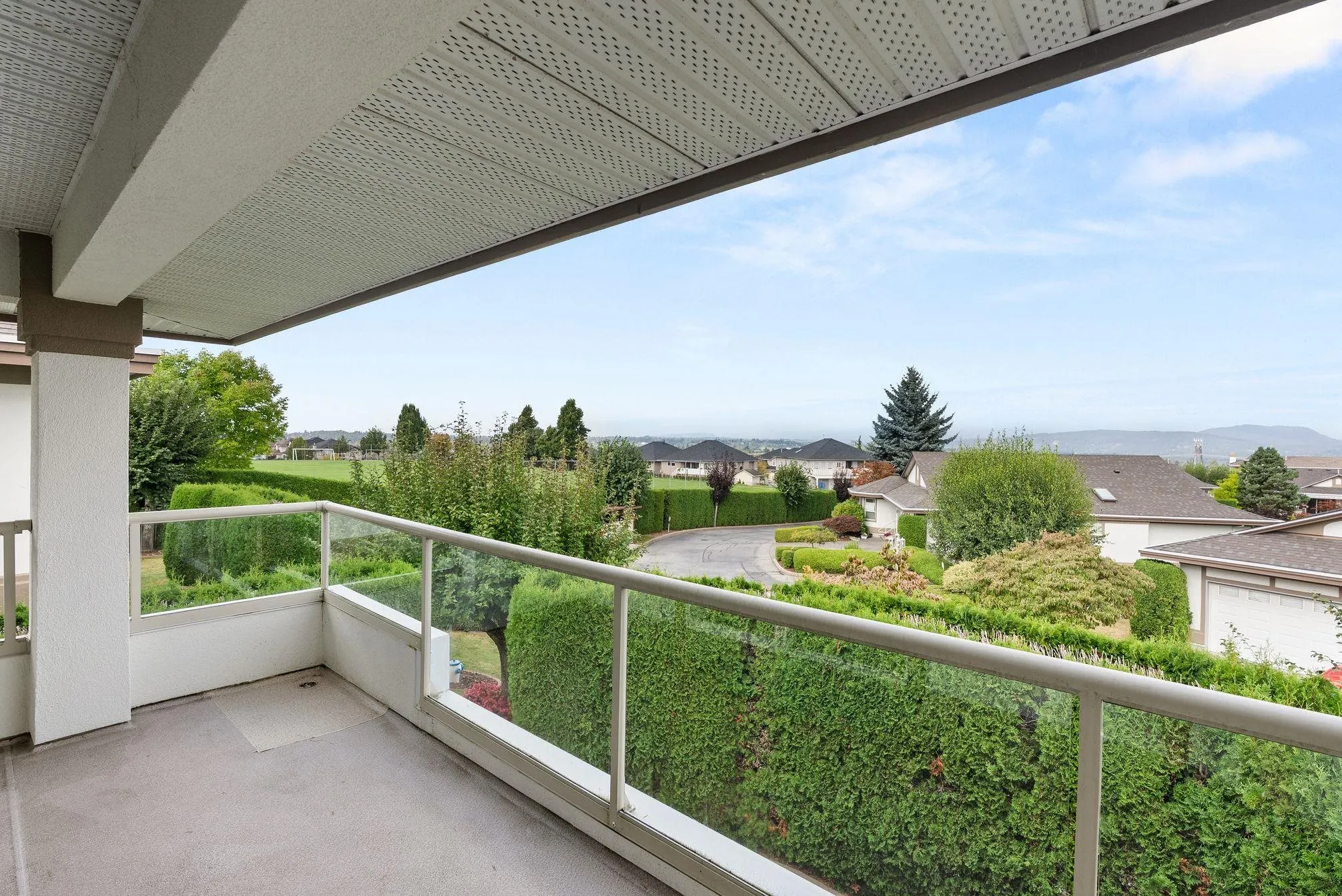9 31445 Ridgeview Drive