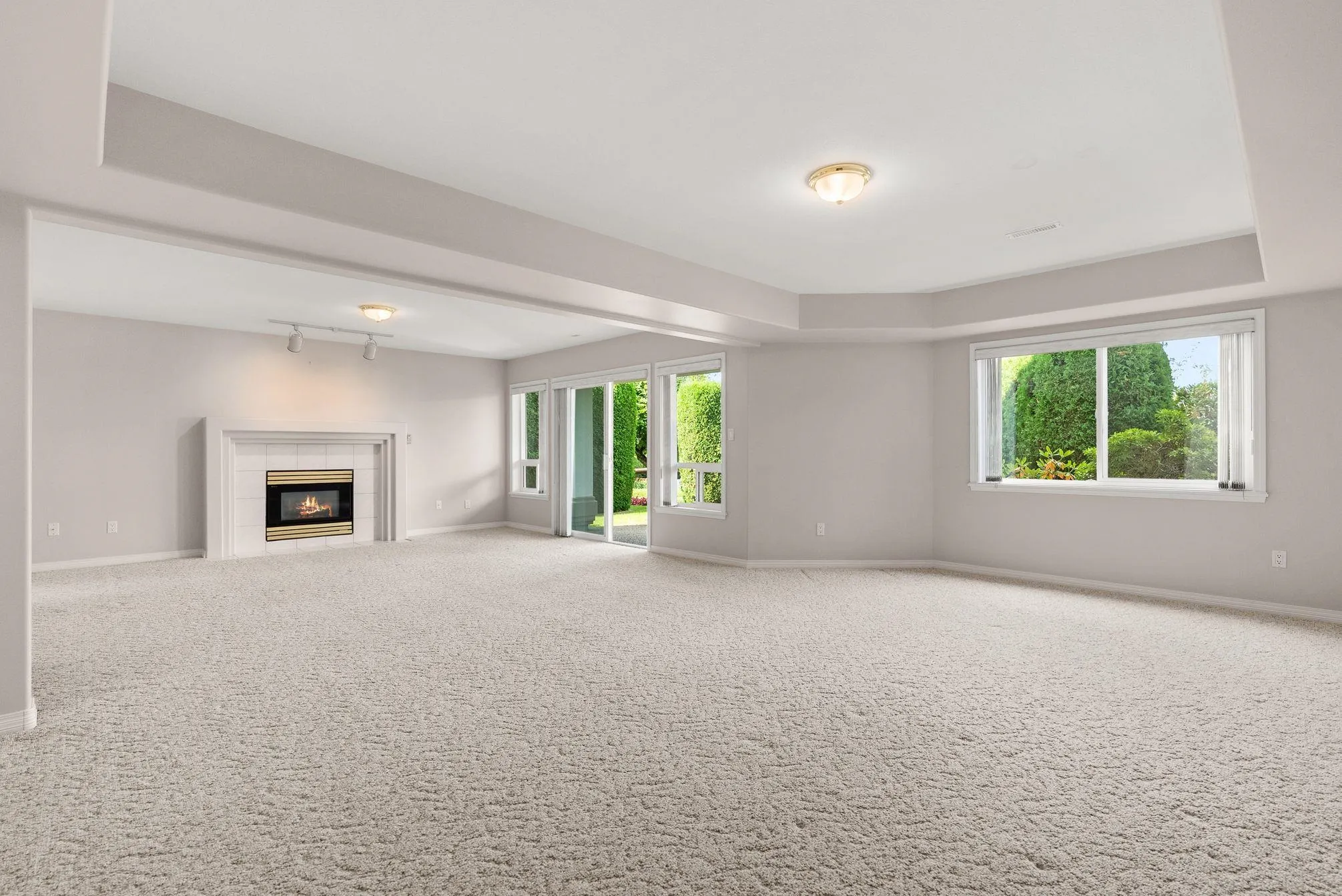 9 31445 Ridgeview Drive