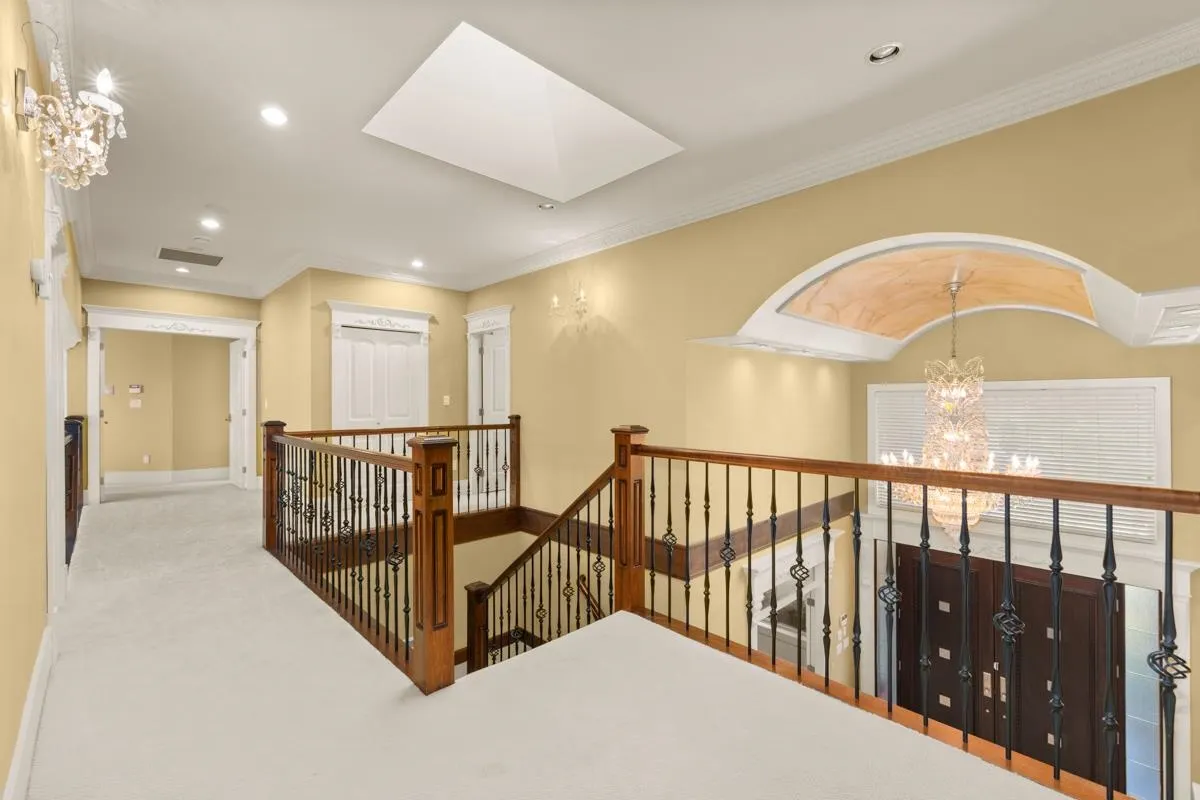 7720 Sunnymede Crescent
