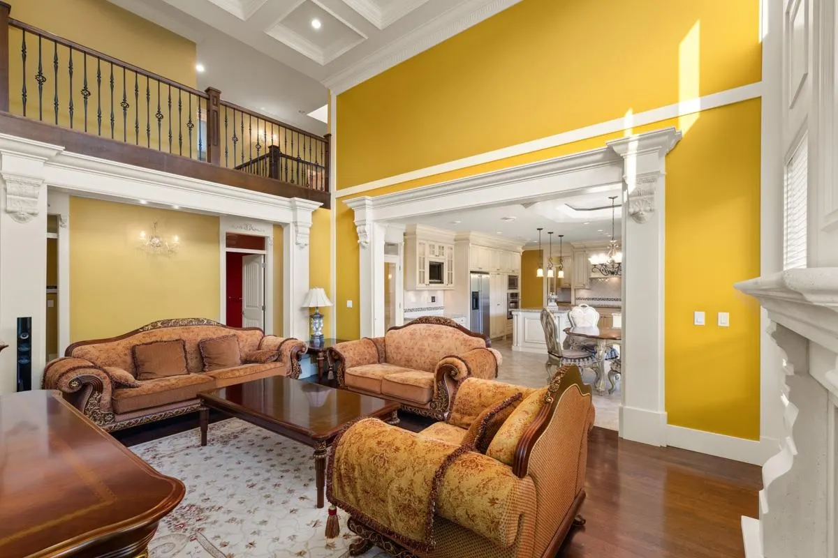 7720 Sunnymede Crescent