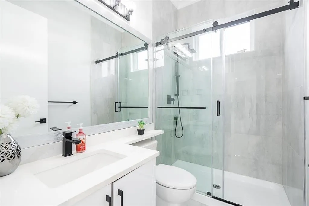 11370 Glen Avon Drive