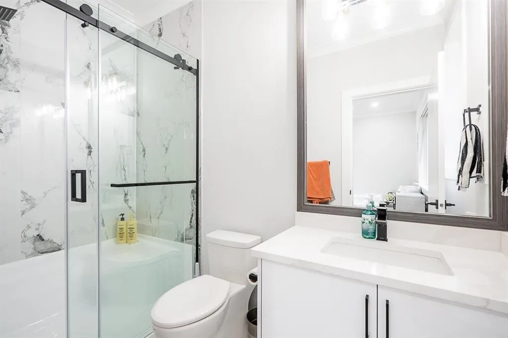 11370 Glen Avon Drive