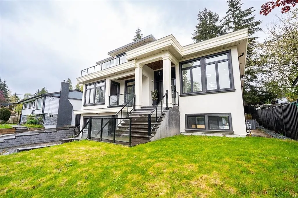 11370 Glen Avon Drive