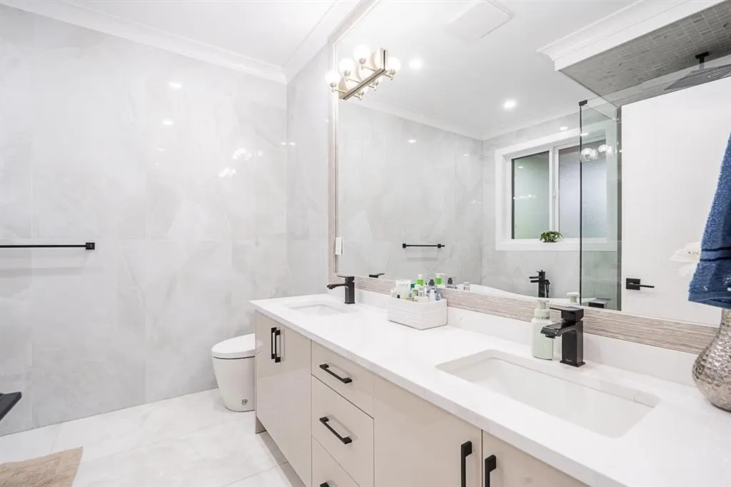 11370 Glen Avon Drive